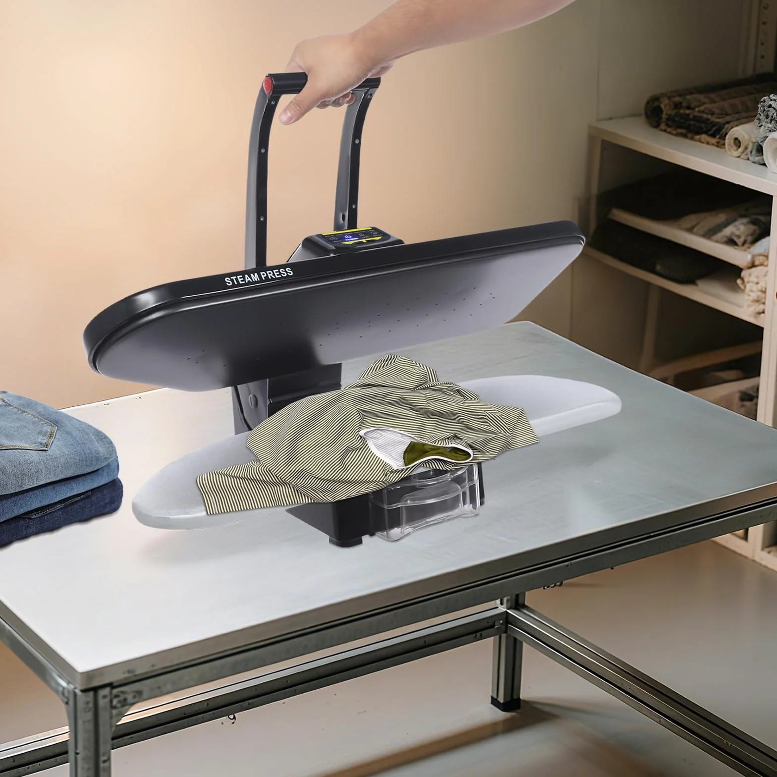 Inteligentna prasa parowa 1600 W, blat stołu 1 l, elektryczne żelazko parowe, systemy prasowania parowego, maszyna do prasowania, do gospodarstw domowych i sklepów odzieżowych (czarna)