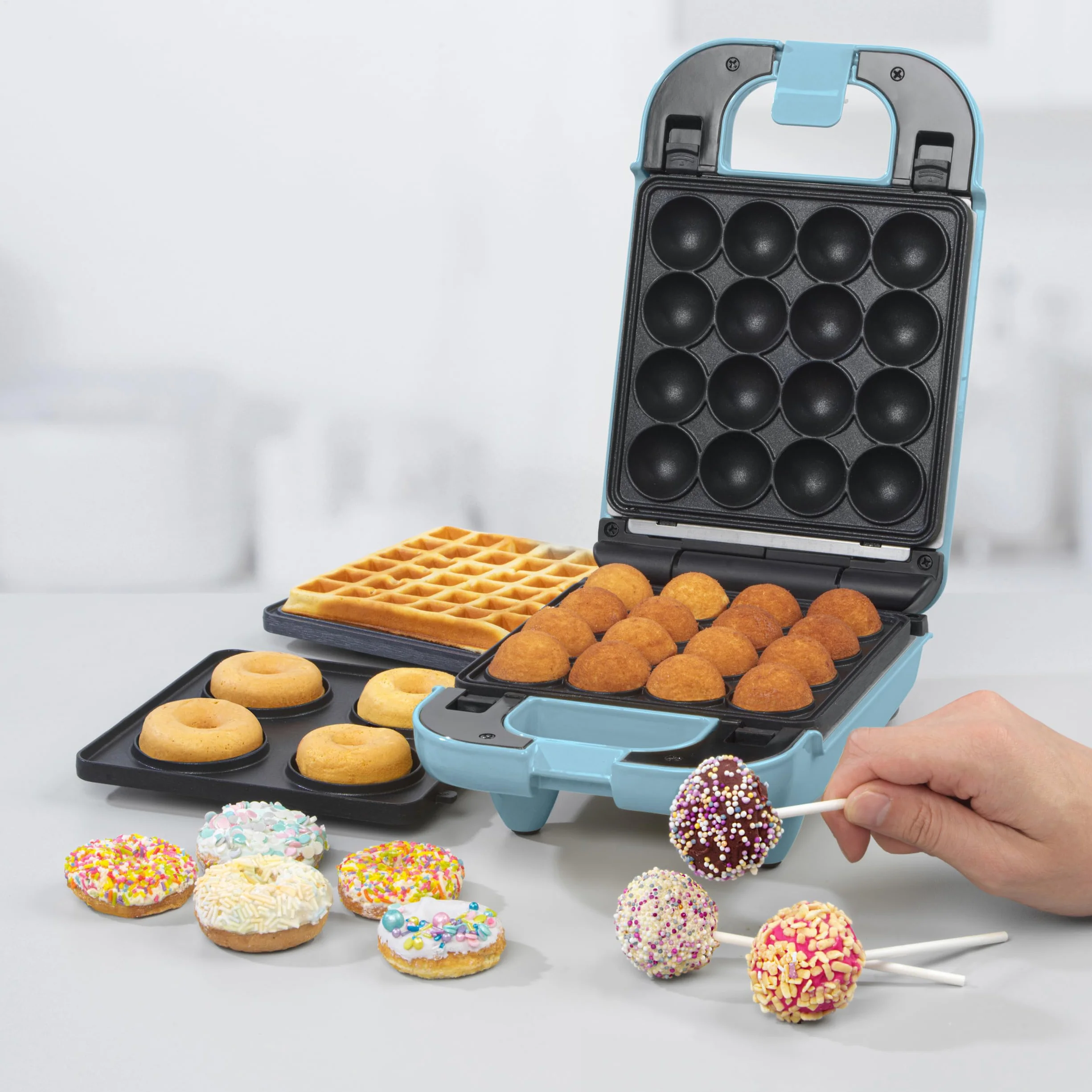 Giles & Posner 3-w-1 Mini Treat Maker – Paczki, Kulki Ciastowe, Gofrownica, Wyjmowane Nieprzywierajace Talerze Kuchenna, Latwe Czyszczenie, Kompaktowy, Wypieki dla Dzieci, Pastelowa Niebieska, 650 W
