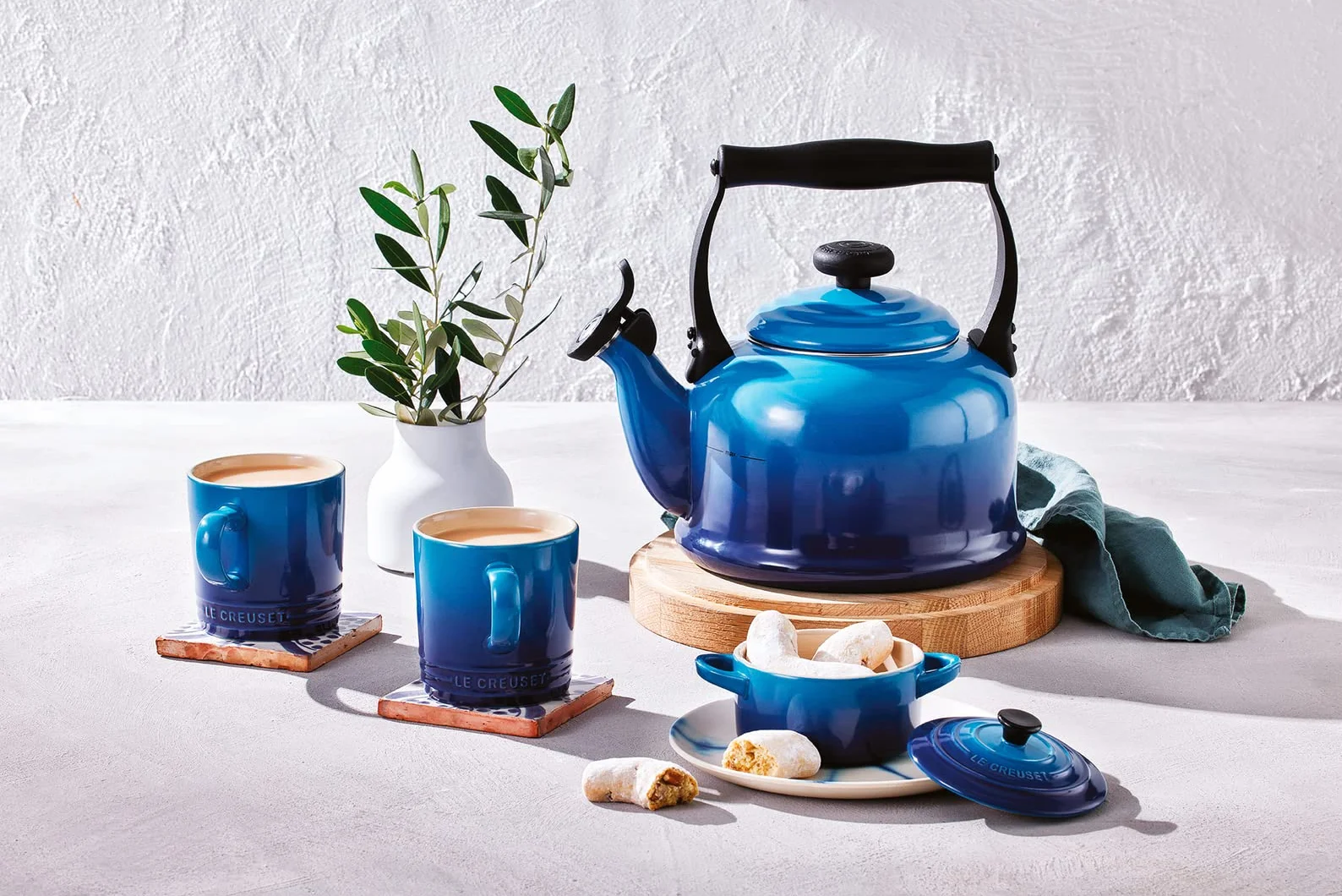 Le Creuset Kubek z Uchwytem, 350 ml, Kamionka, Wysokość 12 cm, Azure, 70302352200002