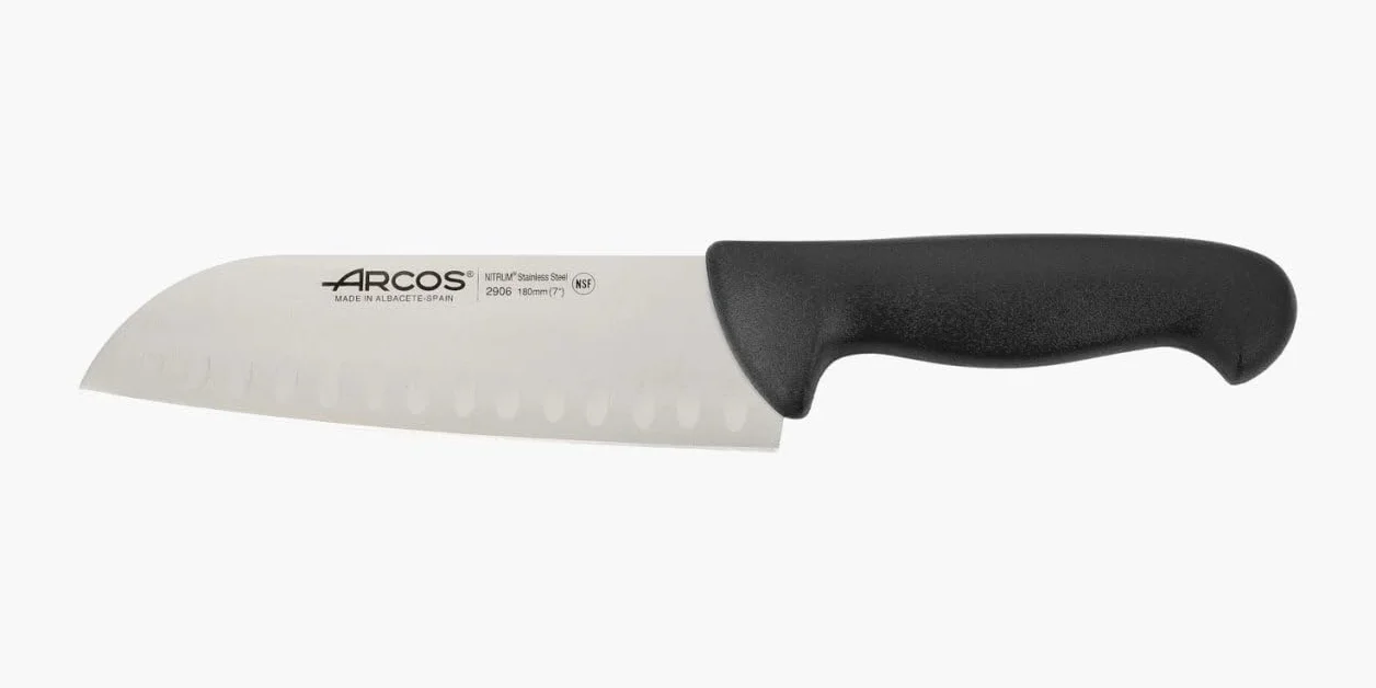 Arcos Seria 2900, nóż Santoku z trzpieniem, ostrze ze stali nierdzewnej 180 mm Nitrum, czarny uchwyt z polipropylenu