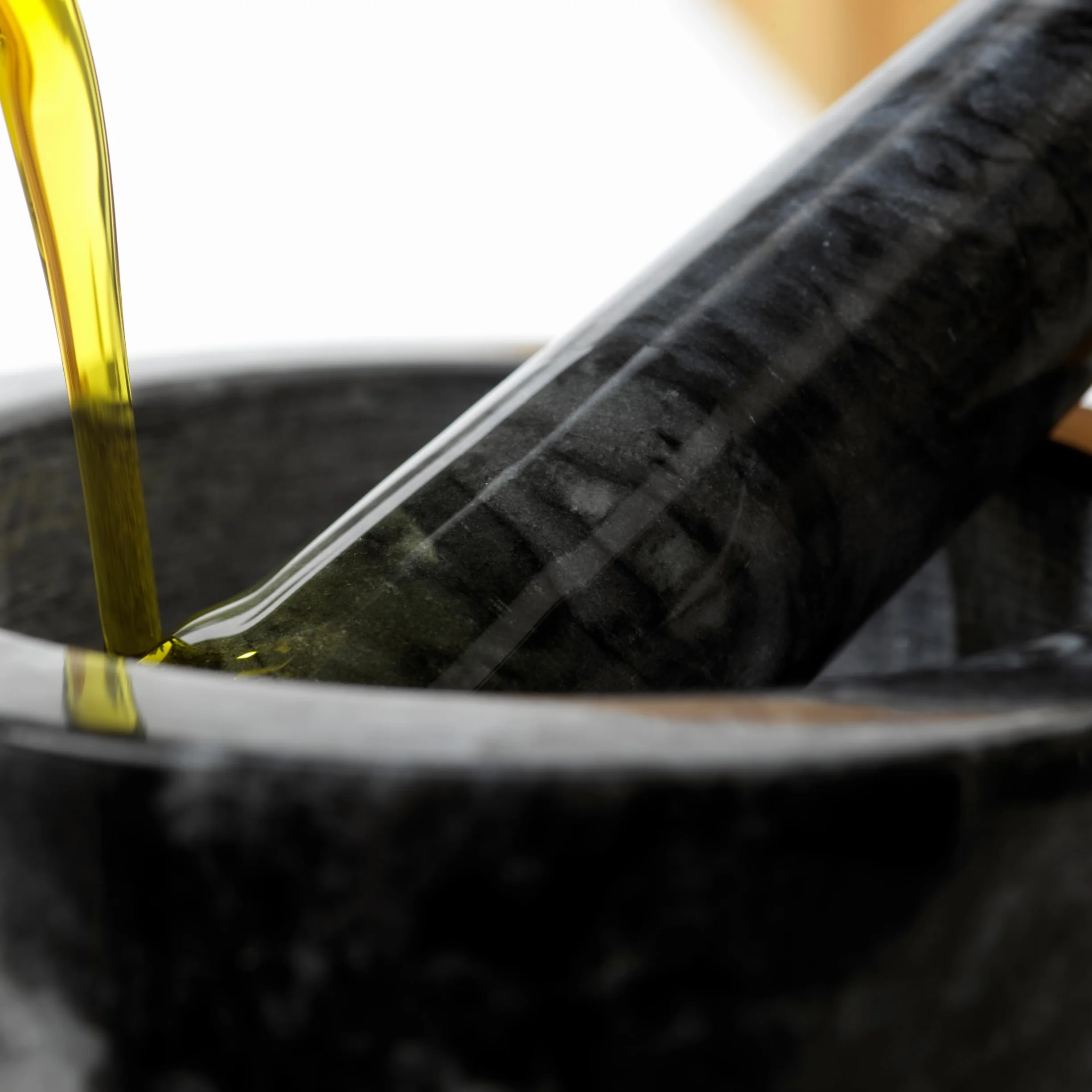 Salter marmurowy moździerz i tłuczek do ziół przypraw pesto czarny