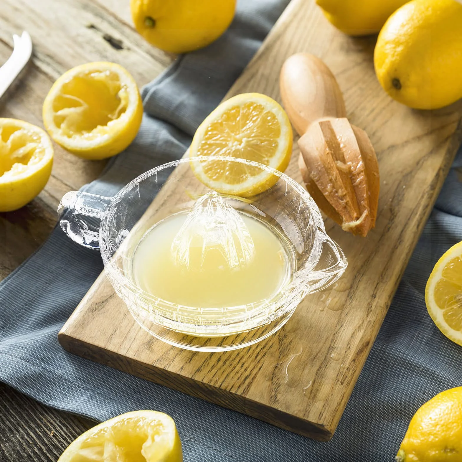 Derefine szklana praska do cytryn, wyciskarka do cytrusów z uchwytem i lejkikiem, mała ręczna praska do pomarańczy, przezroczysta ręczna wyciskarka do pomelo, pomarańczy, cytryny (przezroczysta)