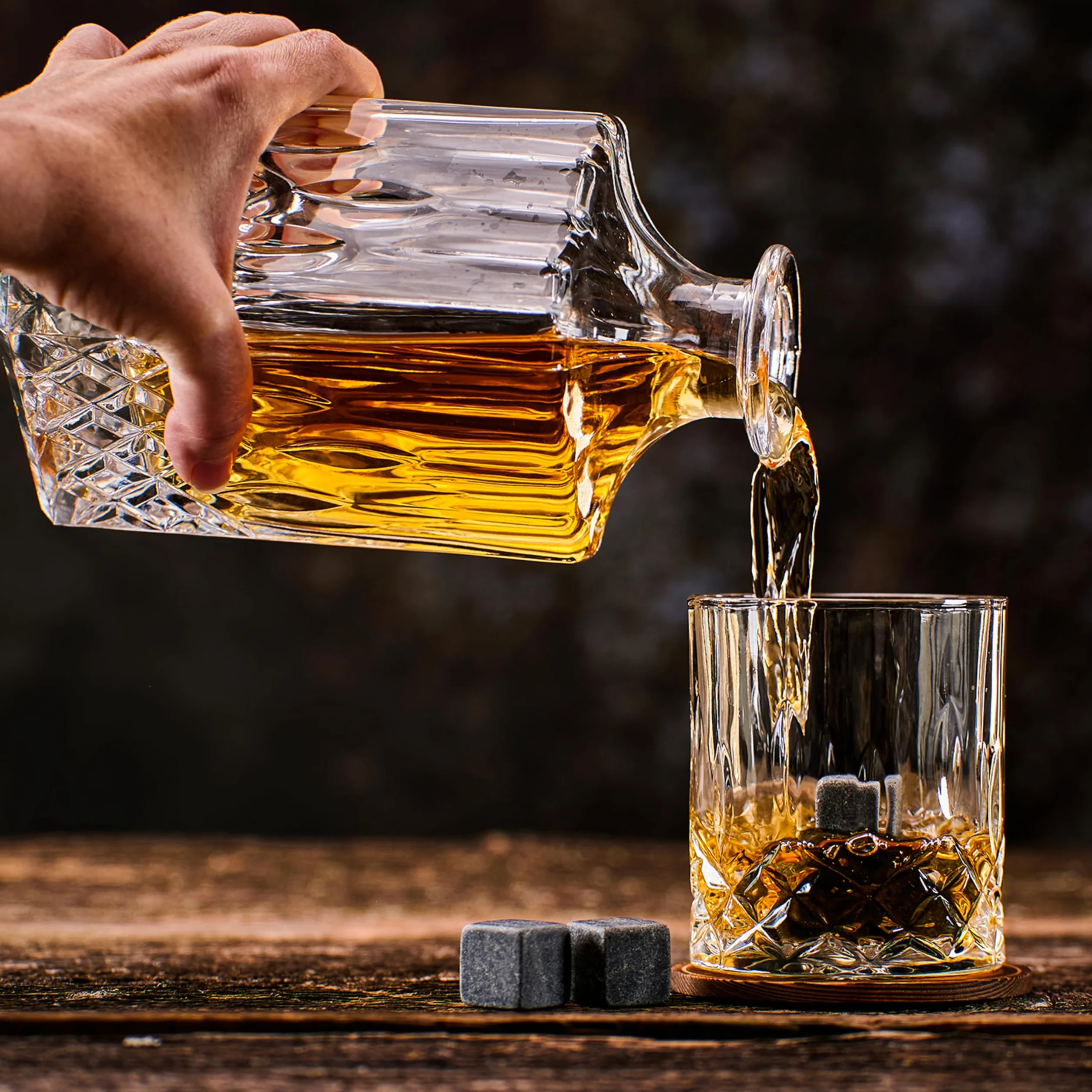 WHISISKEY Zestaw Szklanki do Whisky - Zestaw Prezentowy Whisky - Szklanek do Whiskey - Prezenty dla Mężczyzn - Pudełko Prezentowe, 2 Szklanki na Whisky 310ML, 8 Kamienie do Whisky, Akcesoria