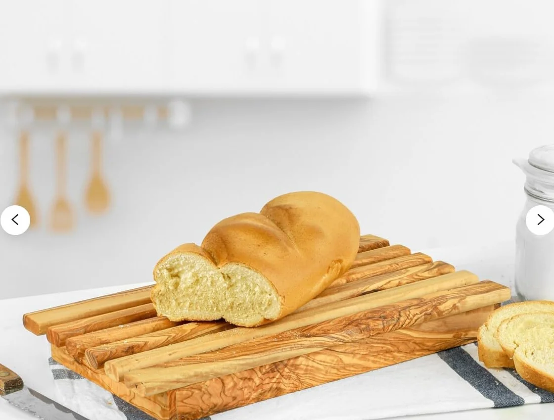 Elegancka deska do krojenia chleba z miejscem na okruchy, deska do krojenia z wysokiej jakości drewna oliwkowego, 100% ręczne wykonanie, deska do krojenia chleba / bagietek, deska do krojenia chleba z