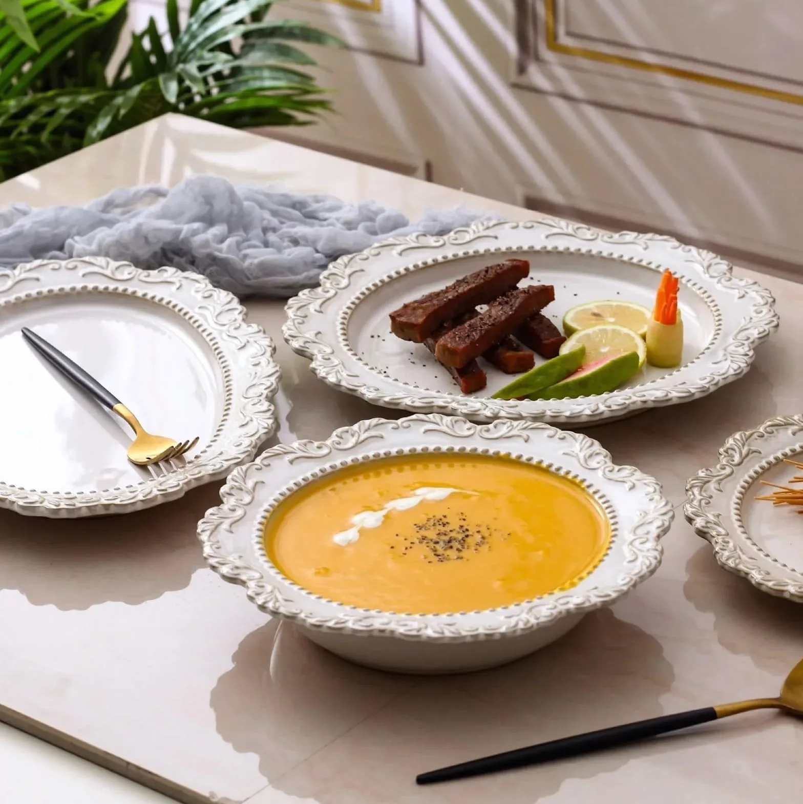 Zestaw Naczyń W Stylu Pałacowym Z Tłoczonym Ceramicznym Talerzem Obiadowym W Stylu Kuchni Zachodniej, Zestaw Misek Do Zupy, Talerz 10,6 Cala