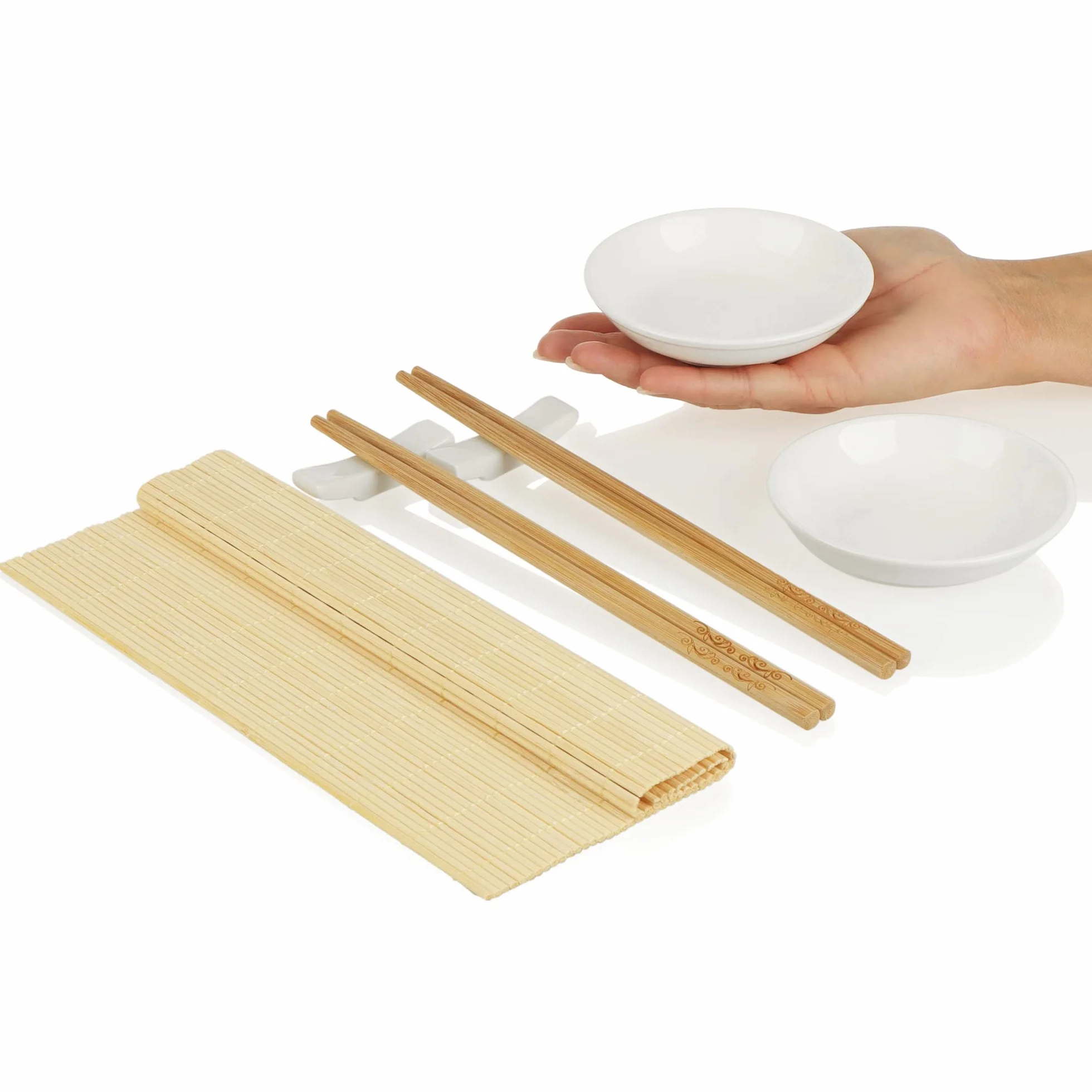 com-four® 7 czesciowy zestaw sushi – z bambusowa mata, paleczkami, ceramicznymi miseczkami i podstawkami – azjatycka zastawa do sosu sojowego, wasabi i dipów (7-czesciowy zestaw sushi)