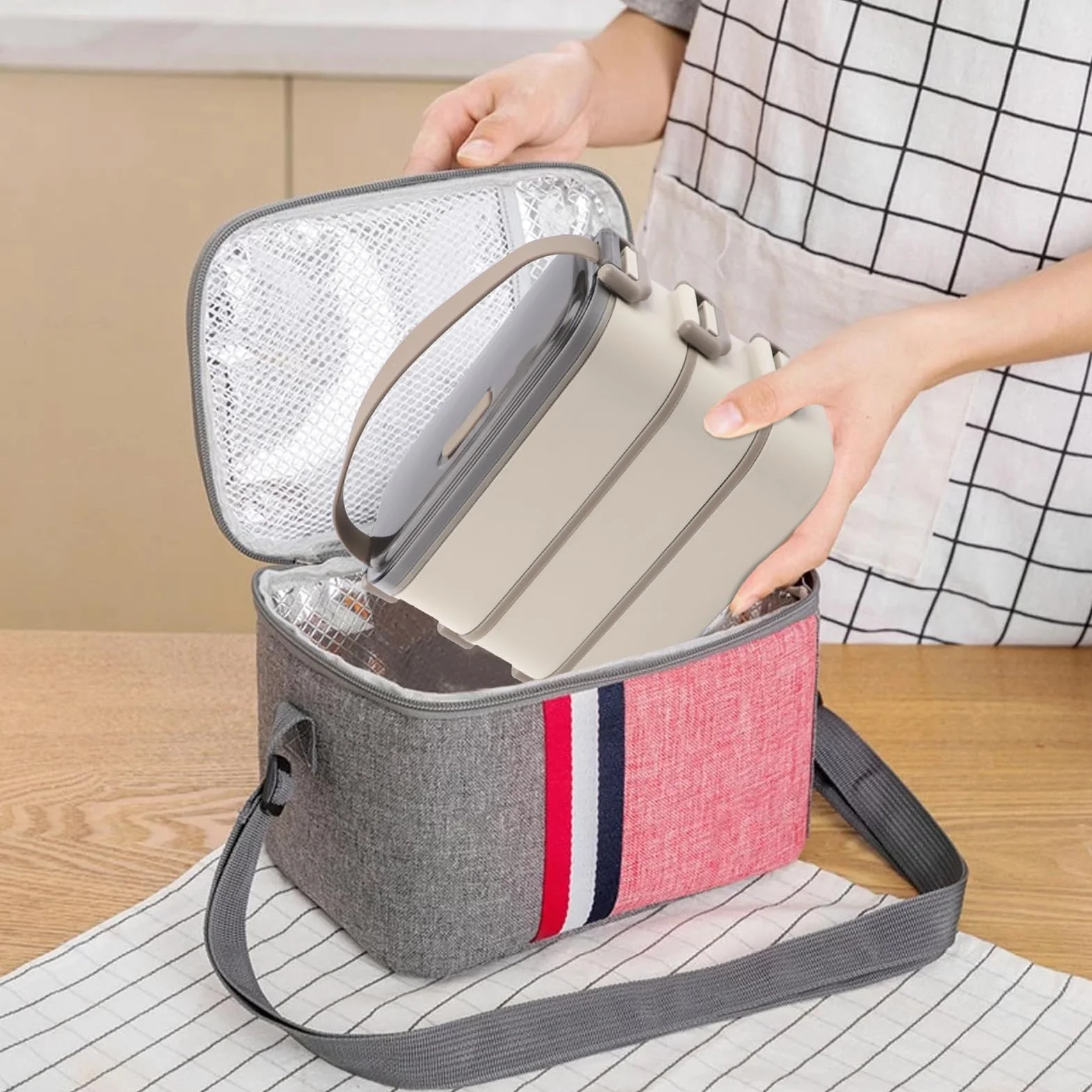 Pudełko na lunch premium 3-warstwowe pudełko na lunch Bento dla dorosłych do pracy, pudełko na lunch 2200 ml, ze sztućcami i 3 przegródkami, regulowane, szczelne, nie zawiera BPA, można używać