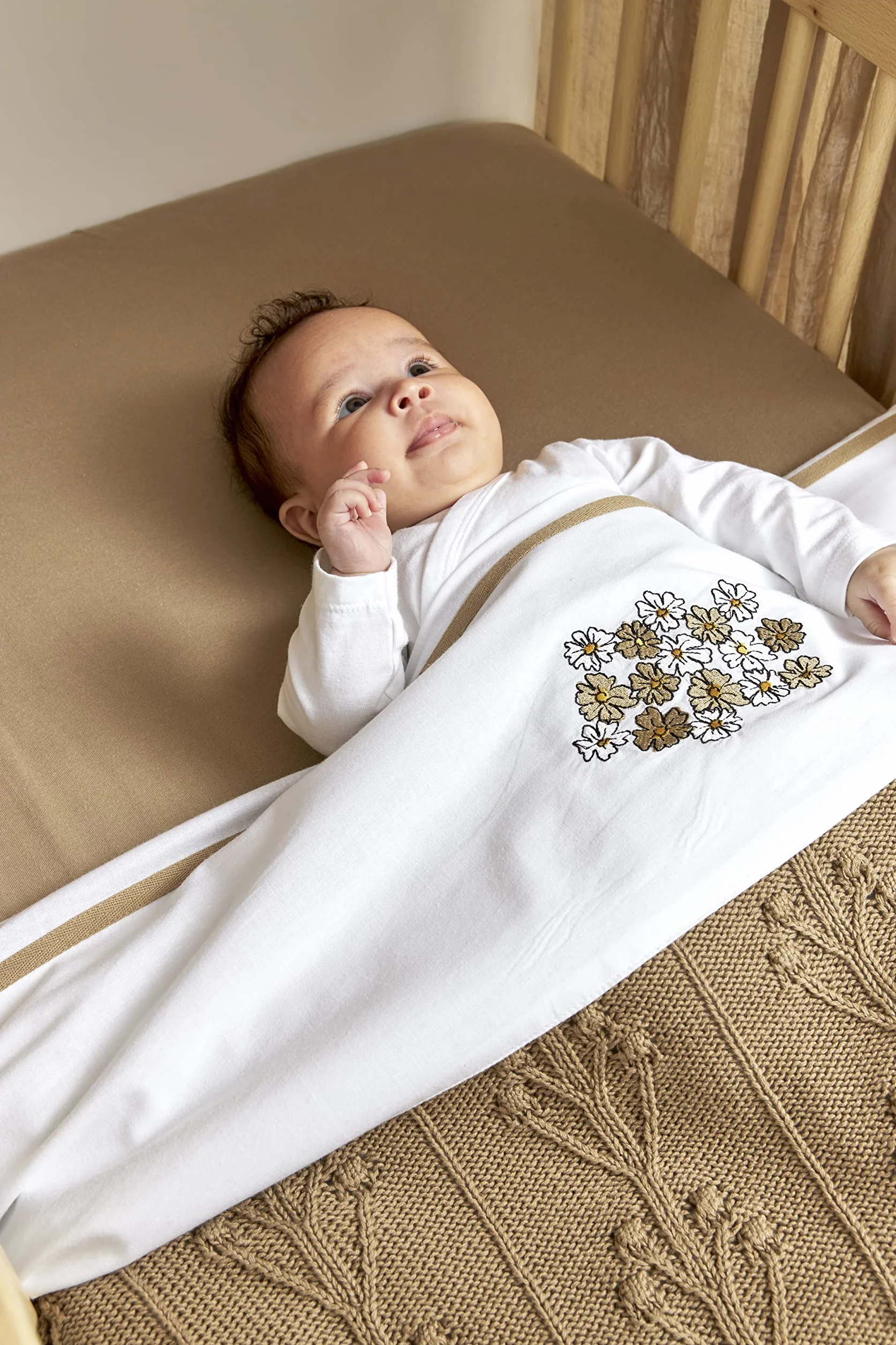 Meyco Baby Uni prześcieradło do łóżeczka dziecięcego (prześcieradło z miękkiego jerseyu, wykonane w 100% z bawełny, oddychające, wymiary: 50 x 90 cm), taupe