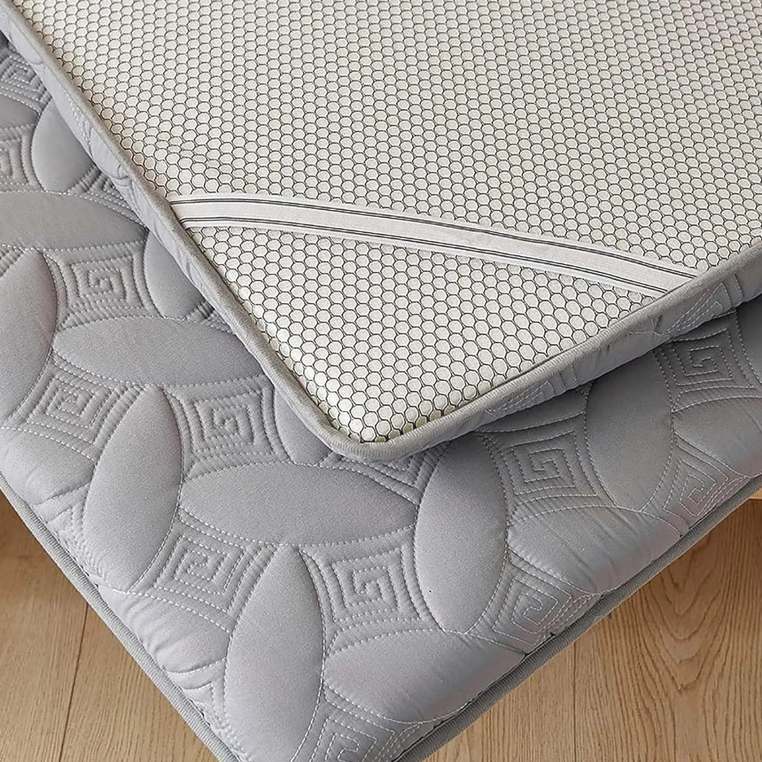 Japoński składany materac futon 90 x 200 cm przenośny materac podłogowy materac kempingowy wszechstronny futon do domu i podróży oszczędzający miejsce design wygodne rozwiązanie do spania