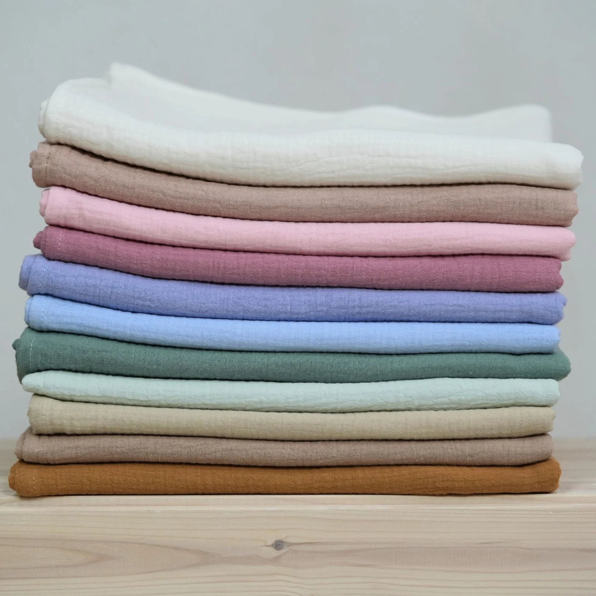 Lange dla niemowląt 120 x 120 cm - 100% bardzo miękka organiczna gaza bawełniana - lekka, oddychająca i łatwa do prania - pomysł na prezent z okazji narodzin dziecka.