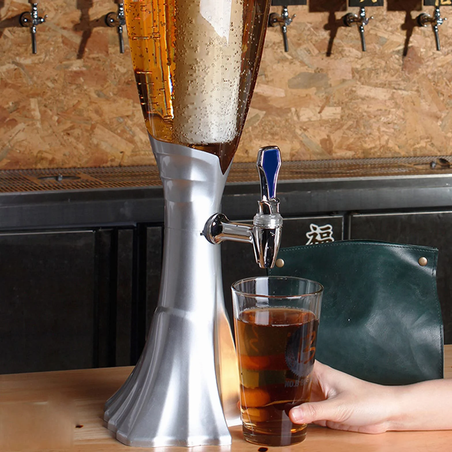 Wieża Piwa, Dozownik napojów Beer Tower Z latarnią Idealny na imprezy i gry w domu Akcesoria do baru Dozownik napojów w wieży piwnej,7,3.0L