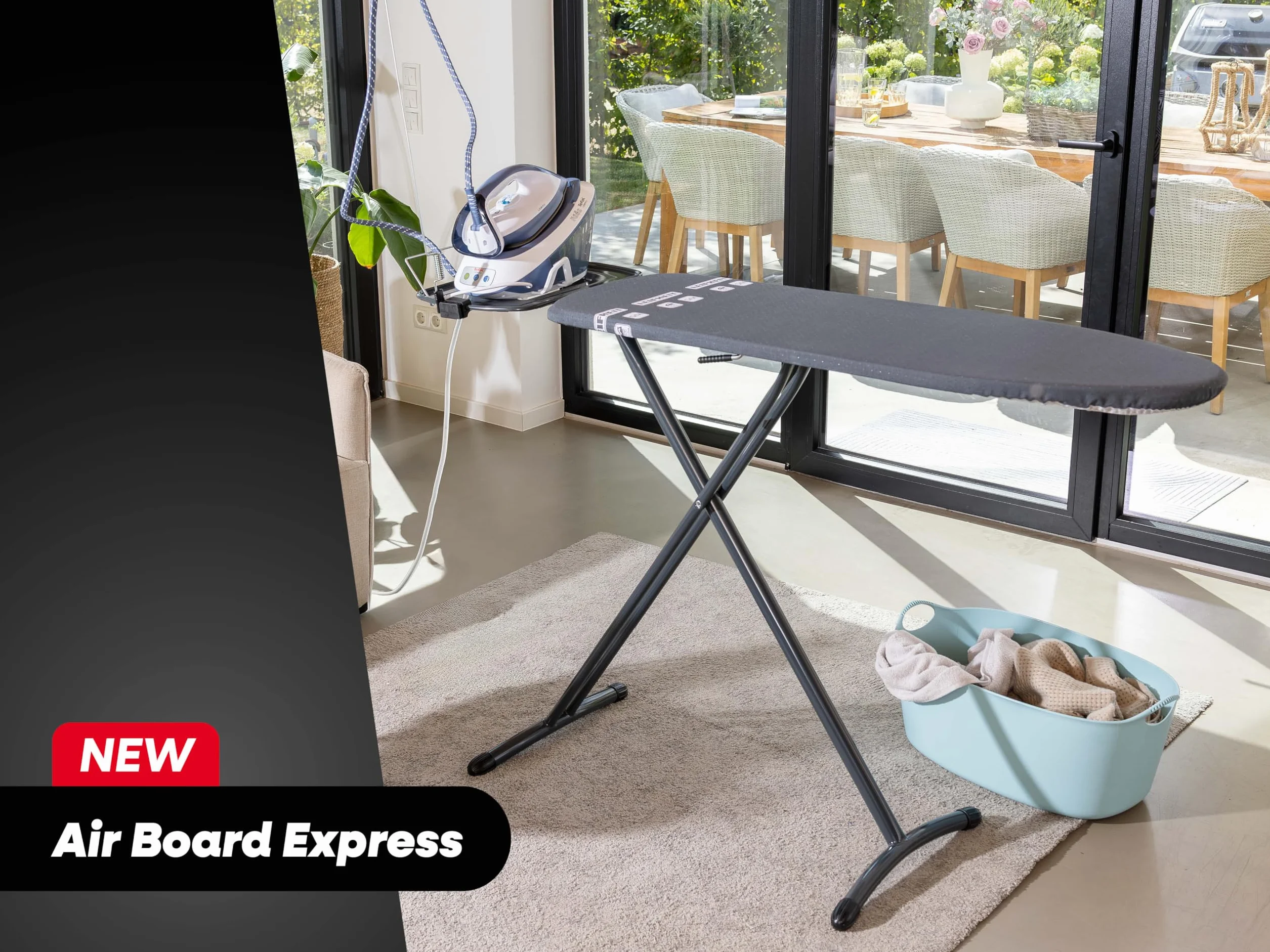 Leifheit Air Board Express M Black, stylowa deska do prasowania o wymiarach 120x38 cm, odpowiednia do stacji parowych, regulowana pod względem wysokości i zajmująca mało miejsca podczas przechowywania
