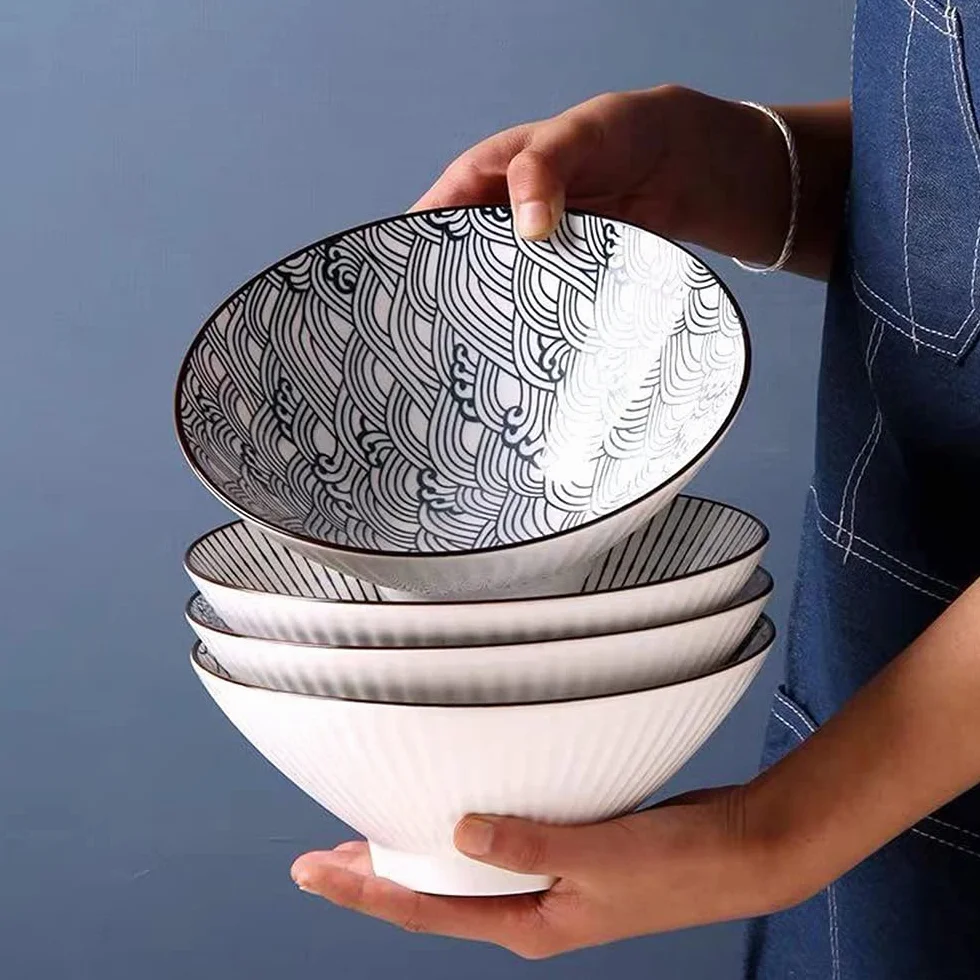 Zestaw japońskich misek do ramenu - 4 ceramiczne miski do zupy, pho, makaronu - pojemność 1,077 g, 20 cm