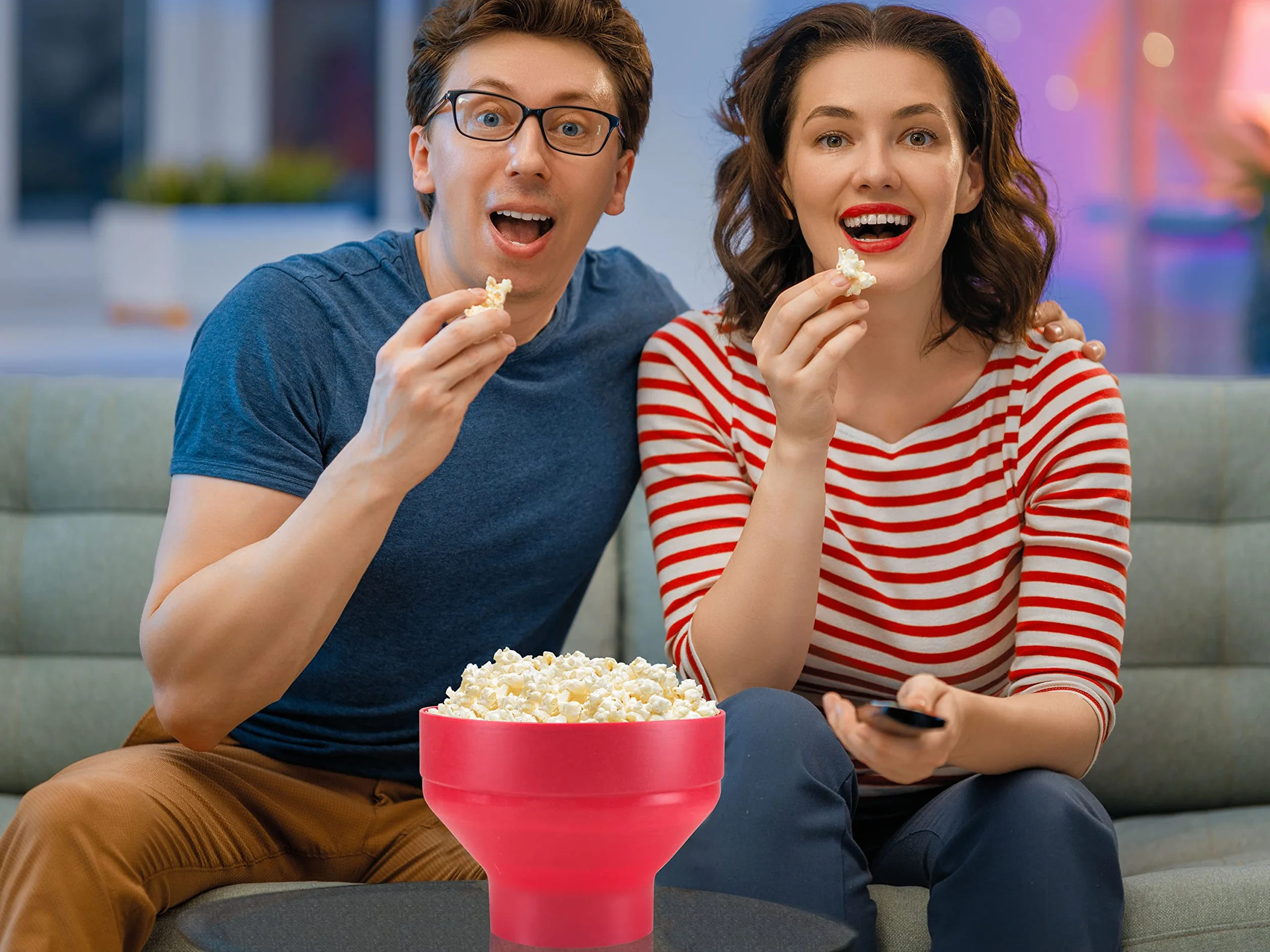 BEPER C106CAS002 kuchenka mikrofalowa do popcornu ze składaną miską i pokrywą