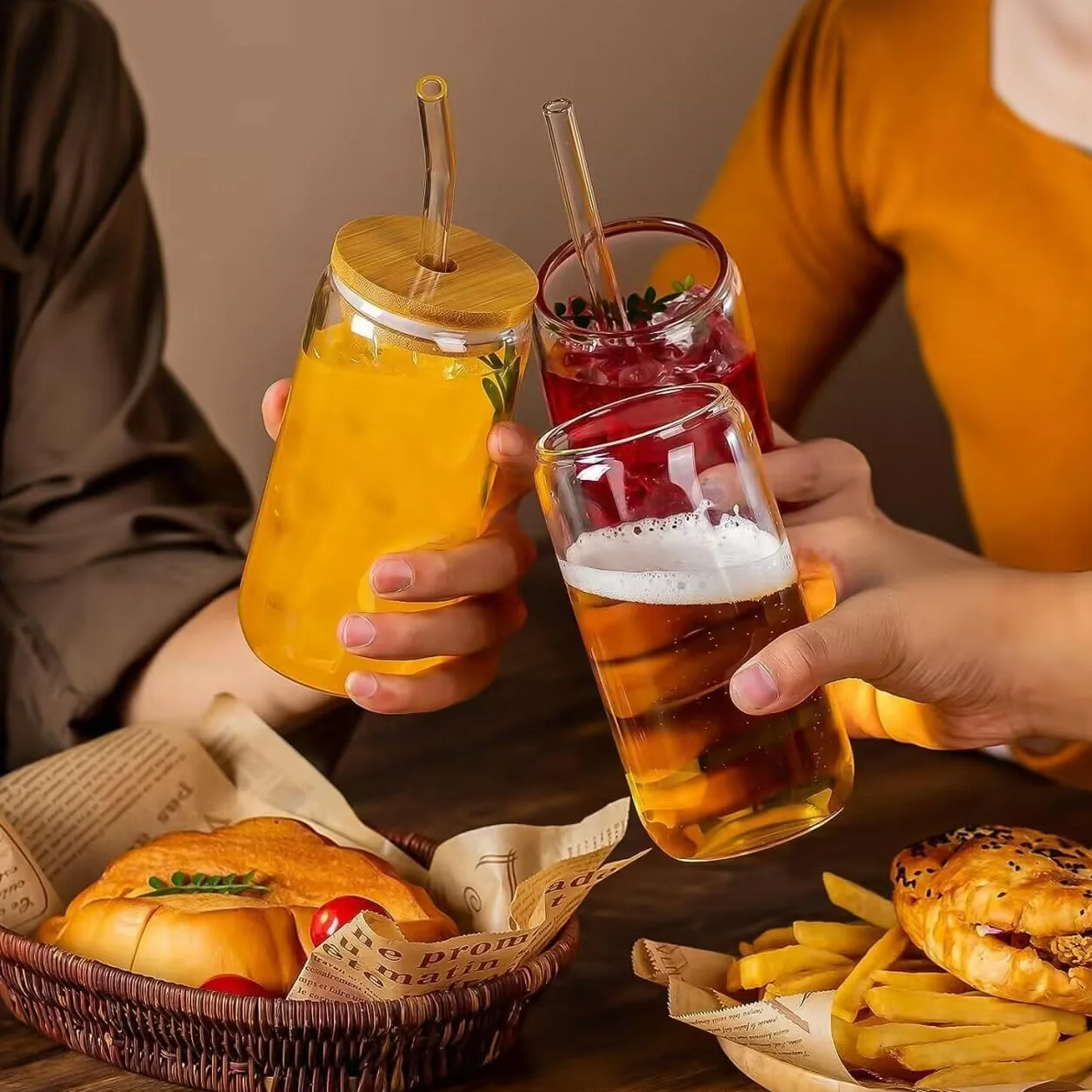 Zestaw 4 szklanek do kawy mrożonej, 16oz/470ml, DIY Party ręcznie robione szklanki do picia, ze szklanymi słomkami i bambusowymi pokrywkami, do wody, herbaty mlecznej, piwa, coli z lodem