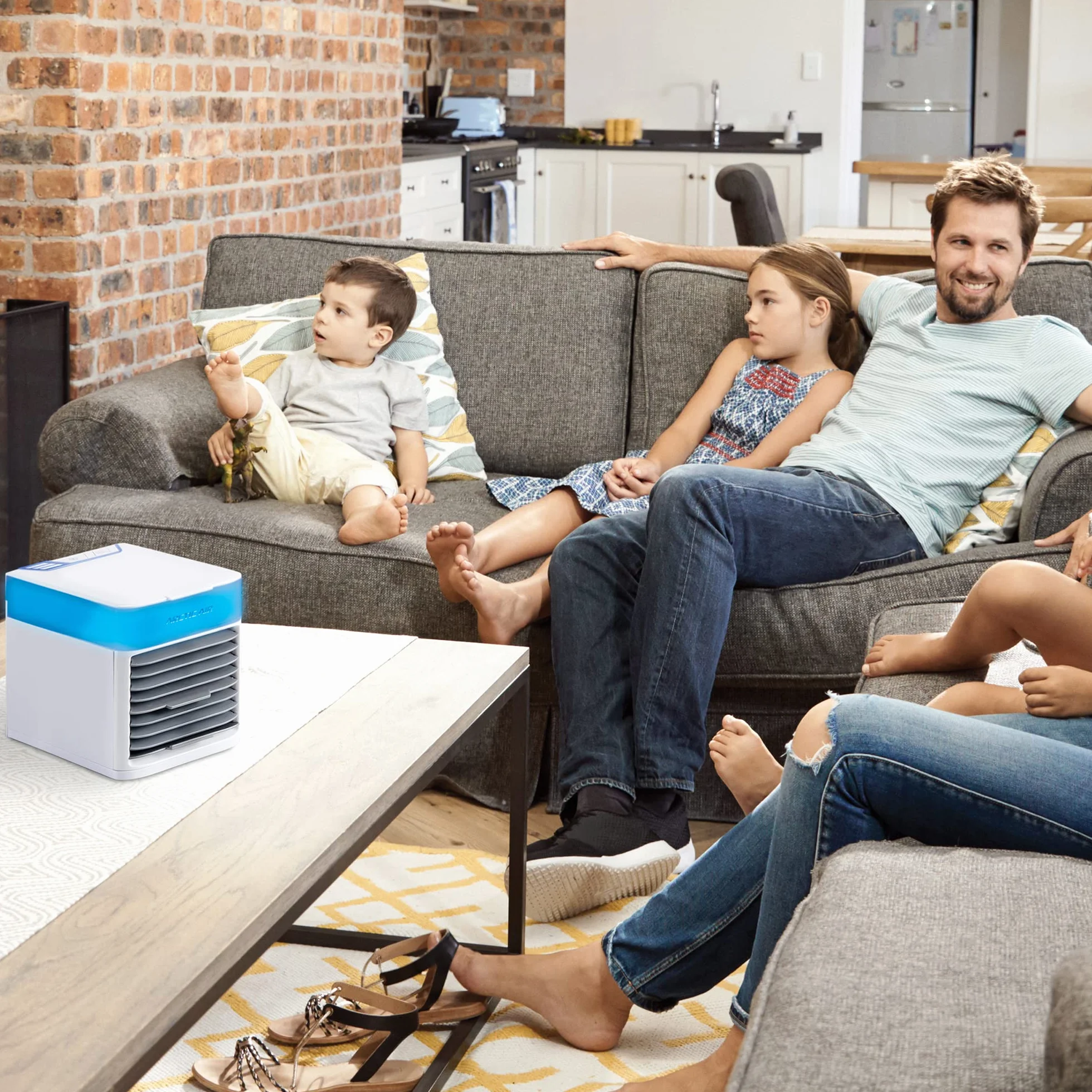 ARCTIC AIR PURE CHILL 2.0 Przenośny klimatyzator chłodzenie hydrauliczne 7 kolorów LED