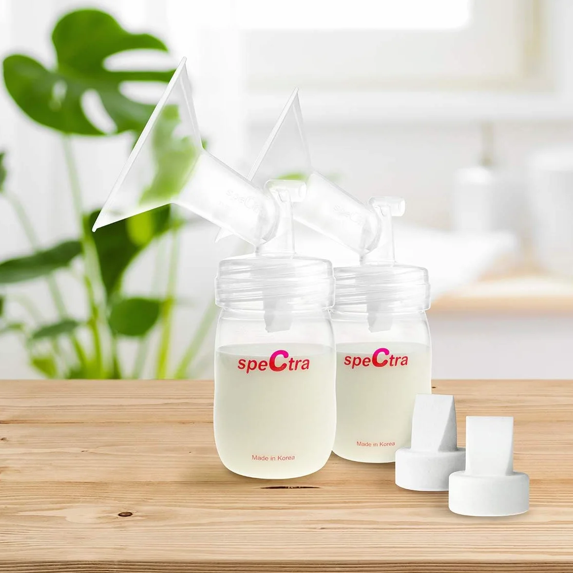 NeneSupply 5-krotne zawory kacze. Nadaje się do ochraniaczy piersiowych Medela i NeneSupply Breastshields. Jeden zawór Duckbill zastępuje zawór Medela i membranę.