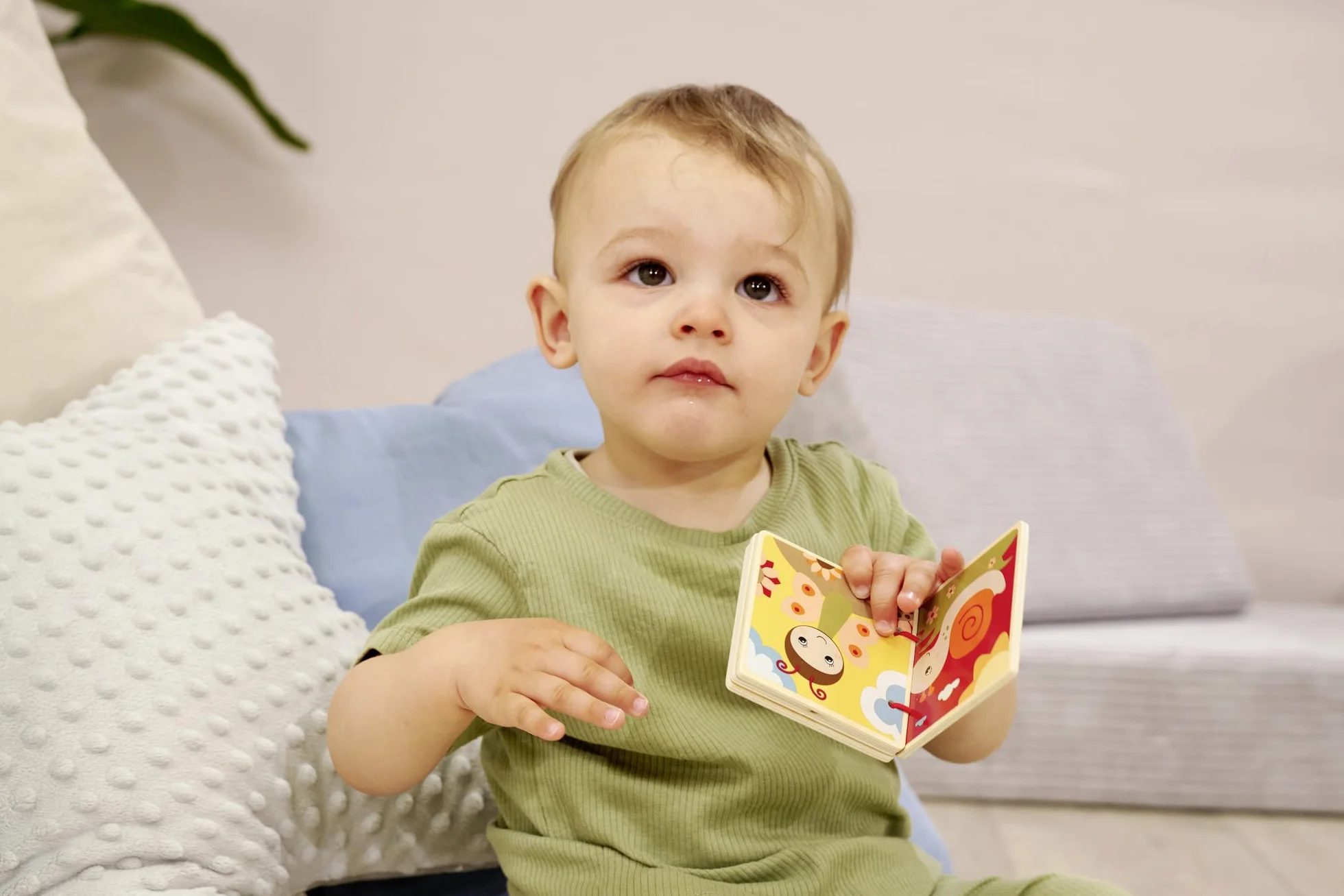 Eichhorn 100006843 - książka z obrazkami, doskonała zabawka do poznawania zwierząt, zrównoważona i edukacyjna, wykonana w 100% z drewna bukowego z certyfikatem FSC, od 1 roku życia