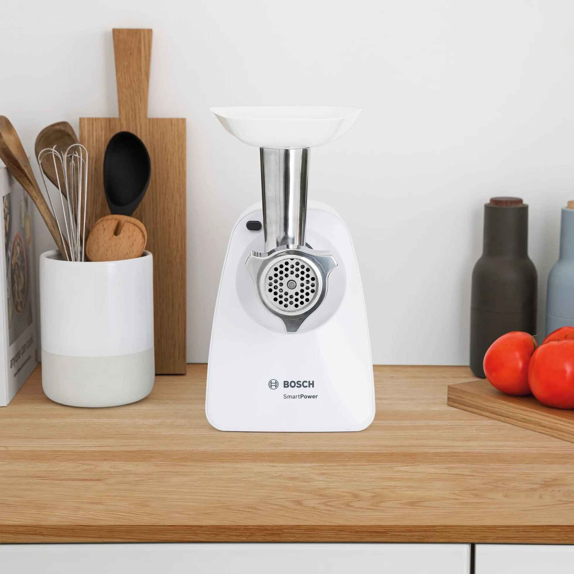 Bosch Elettrodomestici MFW2500W SmartPower Maszynka Do Mięsa, Plastik, 1500/350 W, Biały/Srebrny