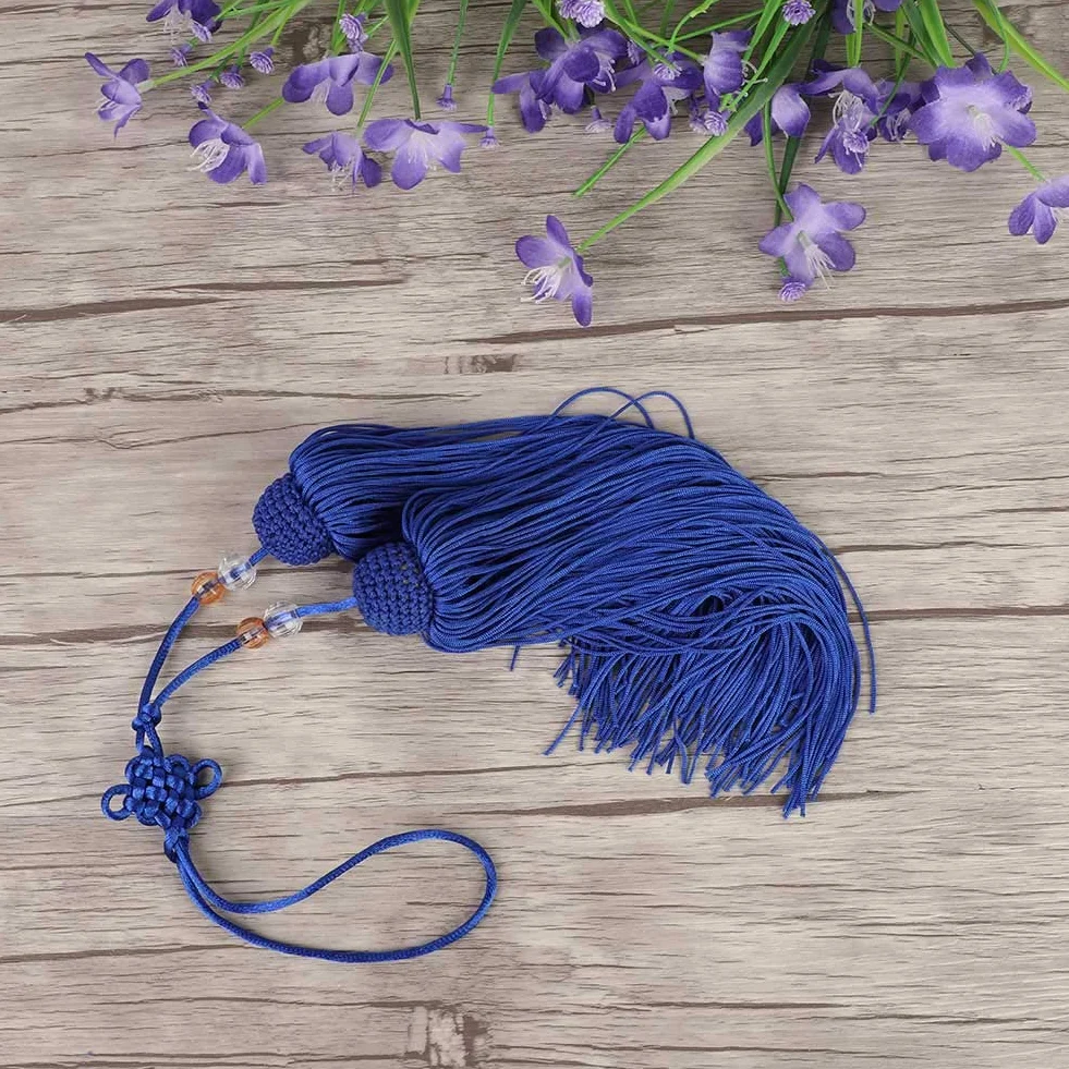 Zerodis Taiji Sword Tassel Kung Fu Akcesorium Krótki Styl Silk Materiał z 2 Kolorami do ćwiczeń Taiji i Dekoracji Brelingu (Królewski niebieski sztylet)