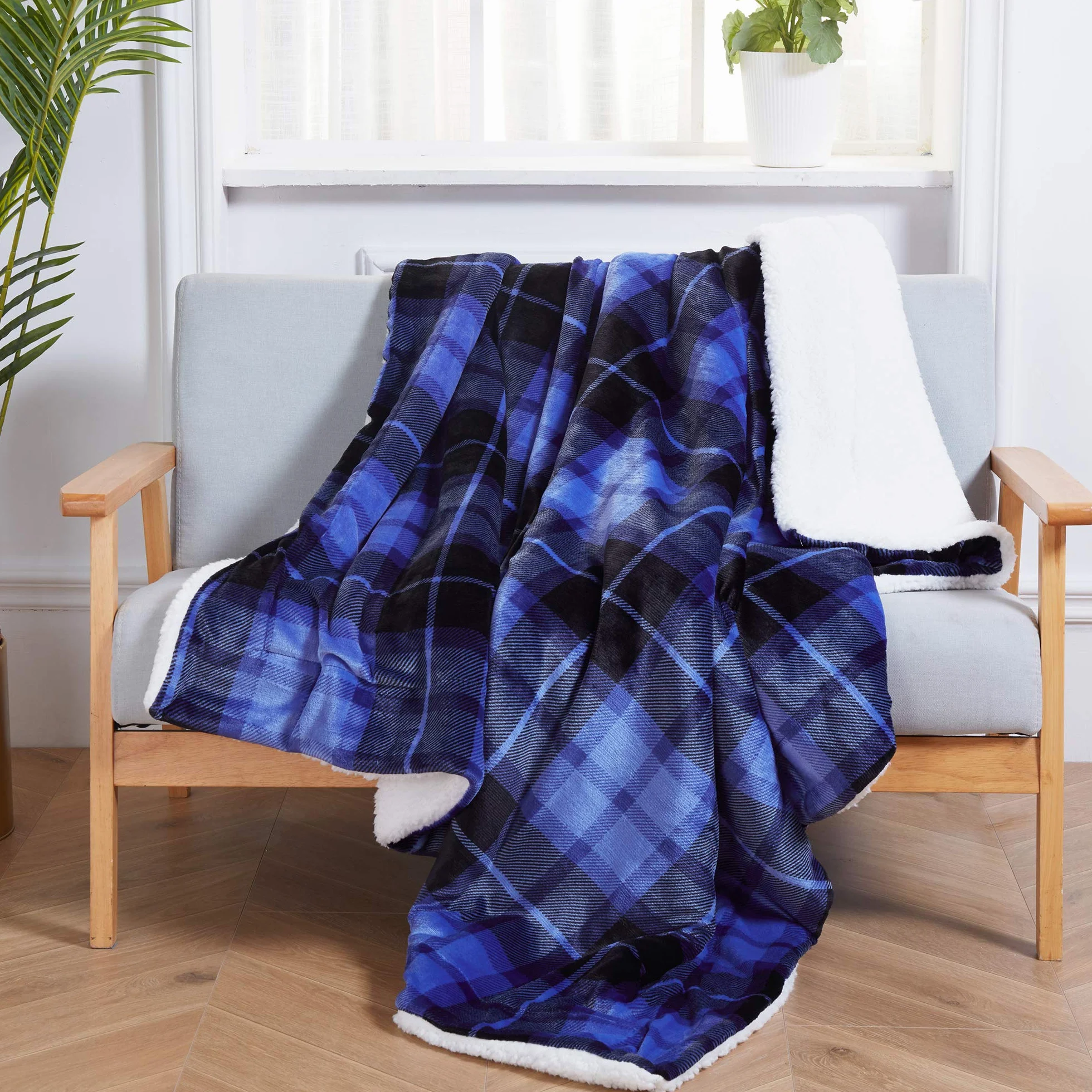 SOCHOW Koc polarowy w kratę Sherpa dwustronny 150 x 200 cm niebieski