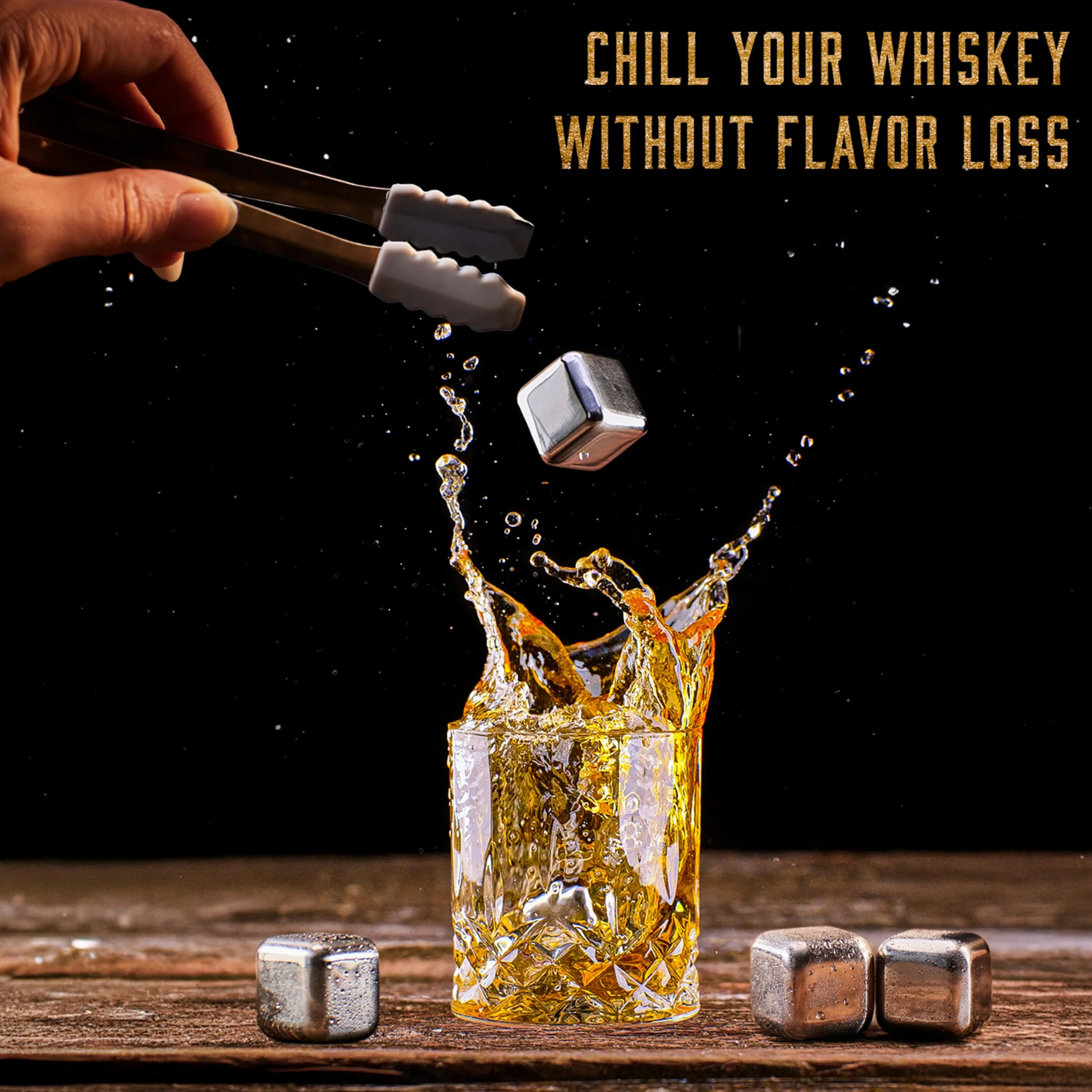 WHISISKEY Zestaw Karafka do Whisky - Zestaw Prezentowy Whiskey - Prezenty dla Mężczyzn - Pomysły na Prezent dla Mężczyzny - Klasyczna Karafka 700ML, 2 Szklanki do Whisky, 4 Kamienie do Whisky