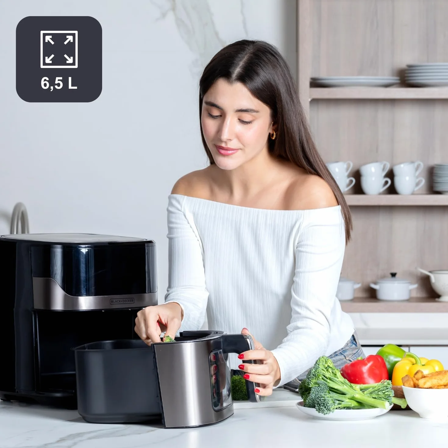 BLACK+DECKER BXAF6500E bezolejowa frytkownica powietrzna, 1600 W, 6,5 l, do 1300 g ziemniaków, przezroczyste okienko w koszu, temperatura 80-220°C, 8 programów
