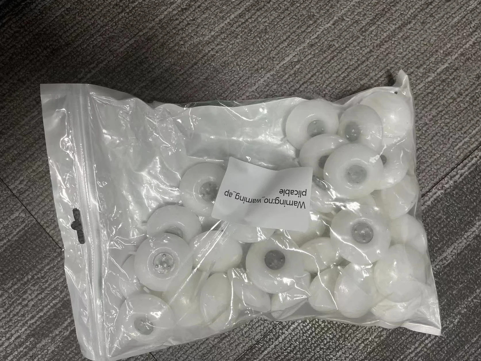 Zestaw 38 pływających świec z białego wosku – pływające i wodoodporne świece do podgrzewaczy - na walentynki, Boże Narodzenie, ślub, kolację (białe)