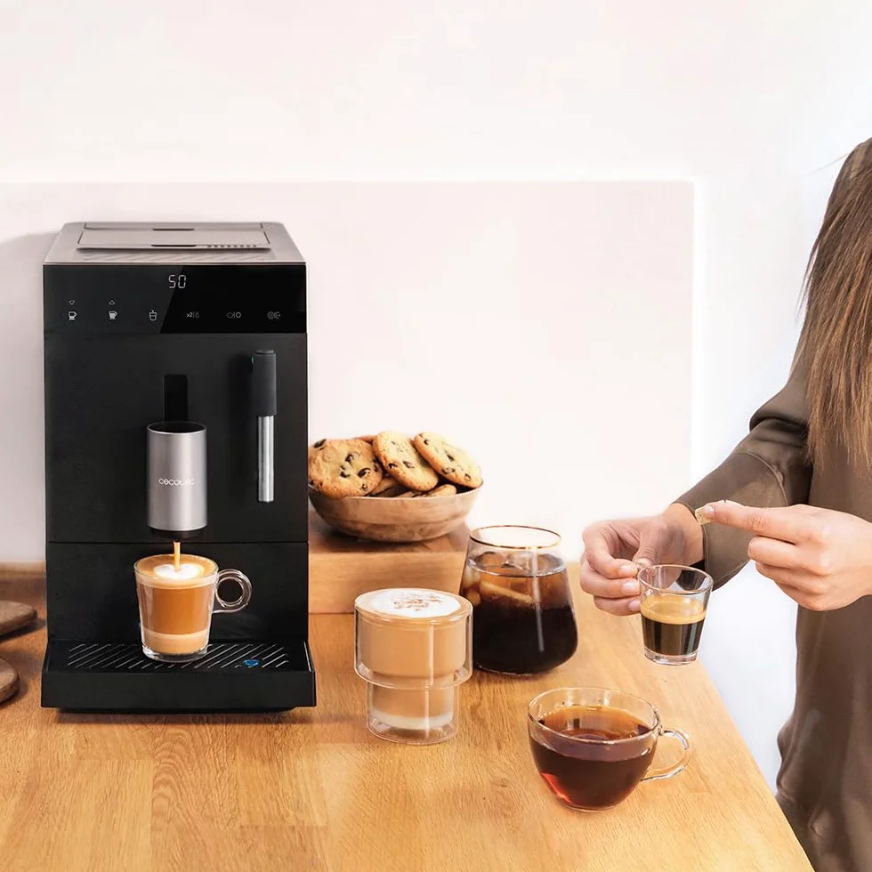 Cecotec Kompaktowy ekspres do kawy Cumbia Cremmaet Compact Steam. 1350 W, 19 barów, Thermoblock, Plug&Play, Niestandardowa kawa, 5 poziomów mielenia, samoczyszczenie, Parowiec