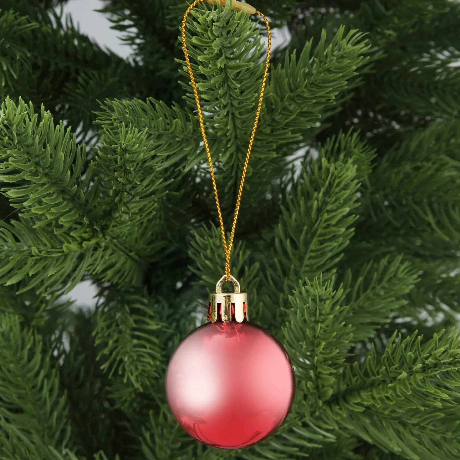 SAVITA 200szt Swiateczne Ornament Wieszak Zatrzaskowy, Wyciety Metaliczny Wstepnie Wyciete Wiszace Laczniki Wstepnie Wyciete Wiszace Sznurki na Choinke Zaopatrzenie Imprez (Zloto i Srebro)