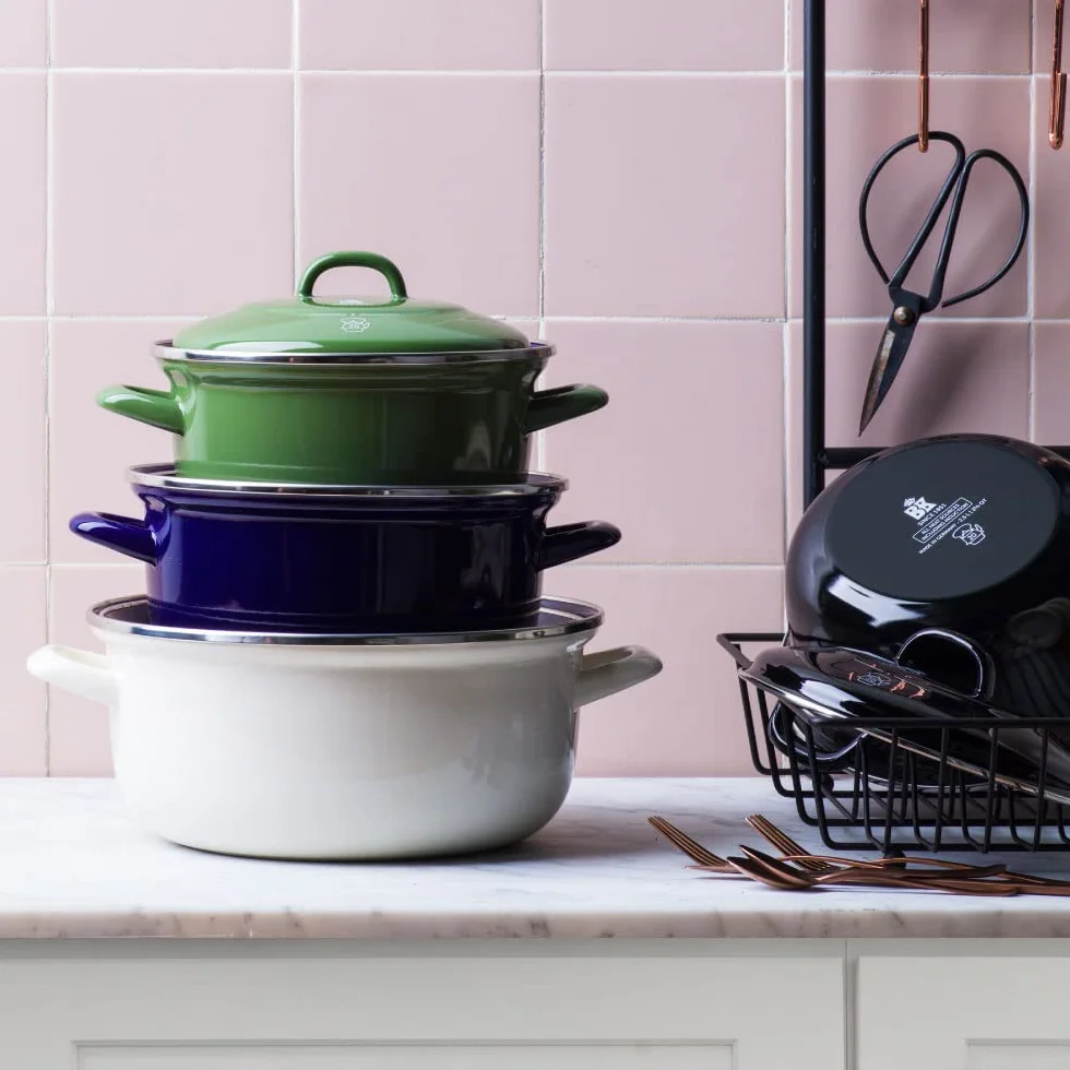 BK Cookware, Indigo Okrągła Emaliowana Brytfanna z Pokrywką - 22 cm/3.3l, Niebieski