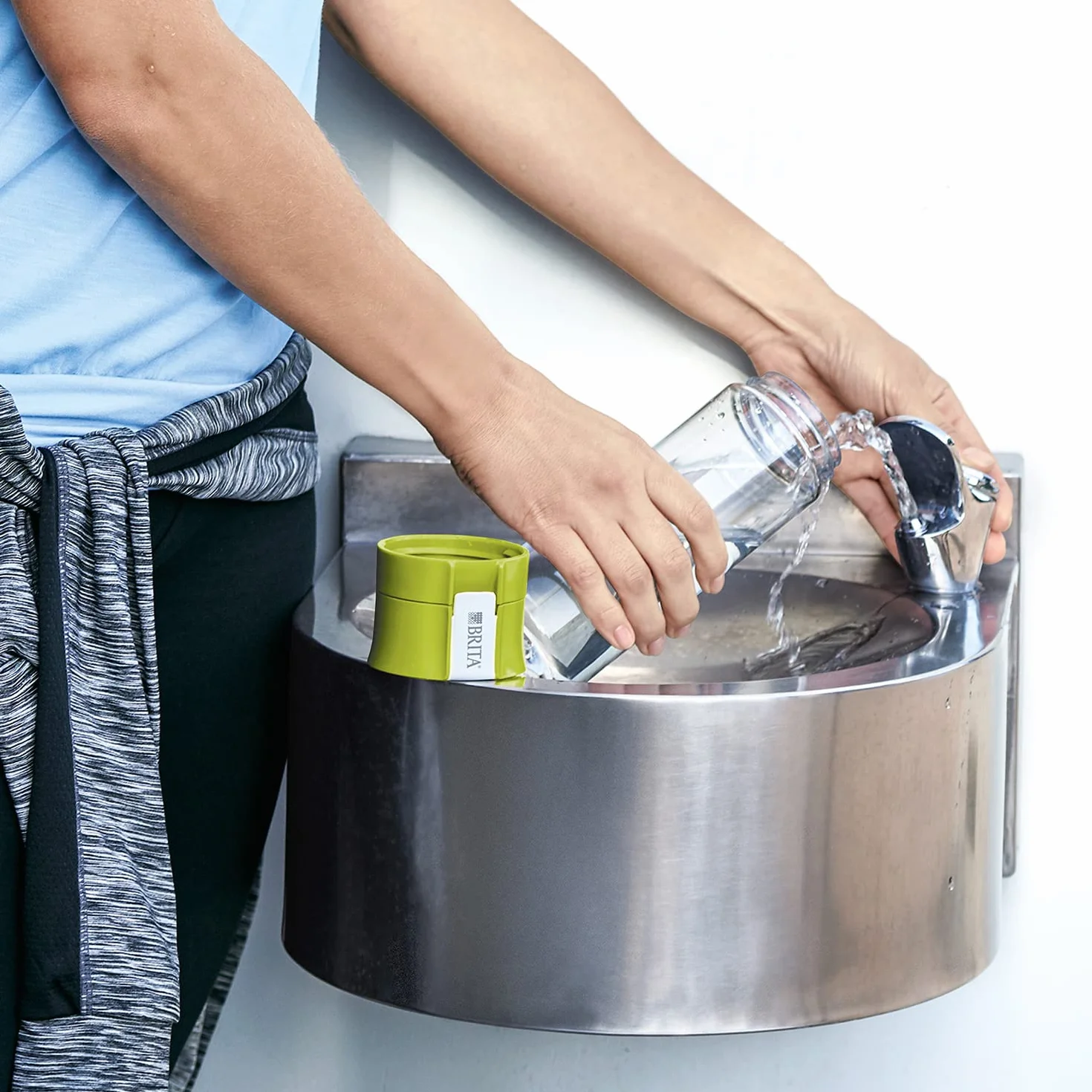 BRITA Butelka filtrująca limonkowa, 0,6L, bez BPA, smaczna, czystsza woda bez chloru i zanieczyszczeń, pozostawia cenne minerały