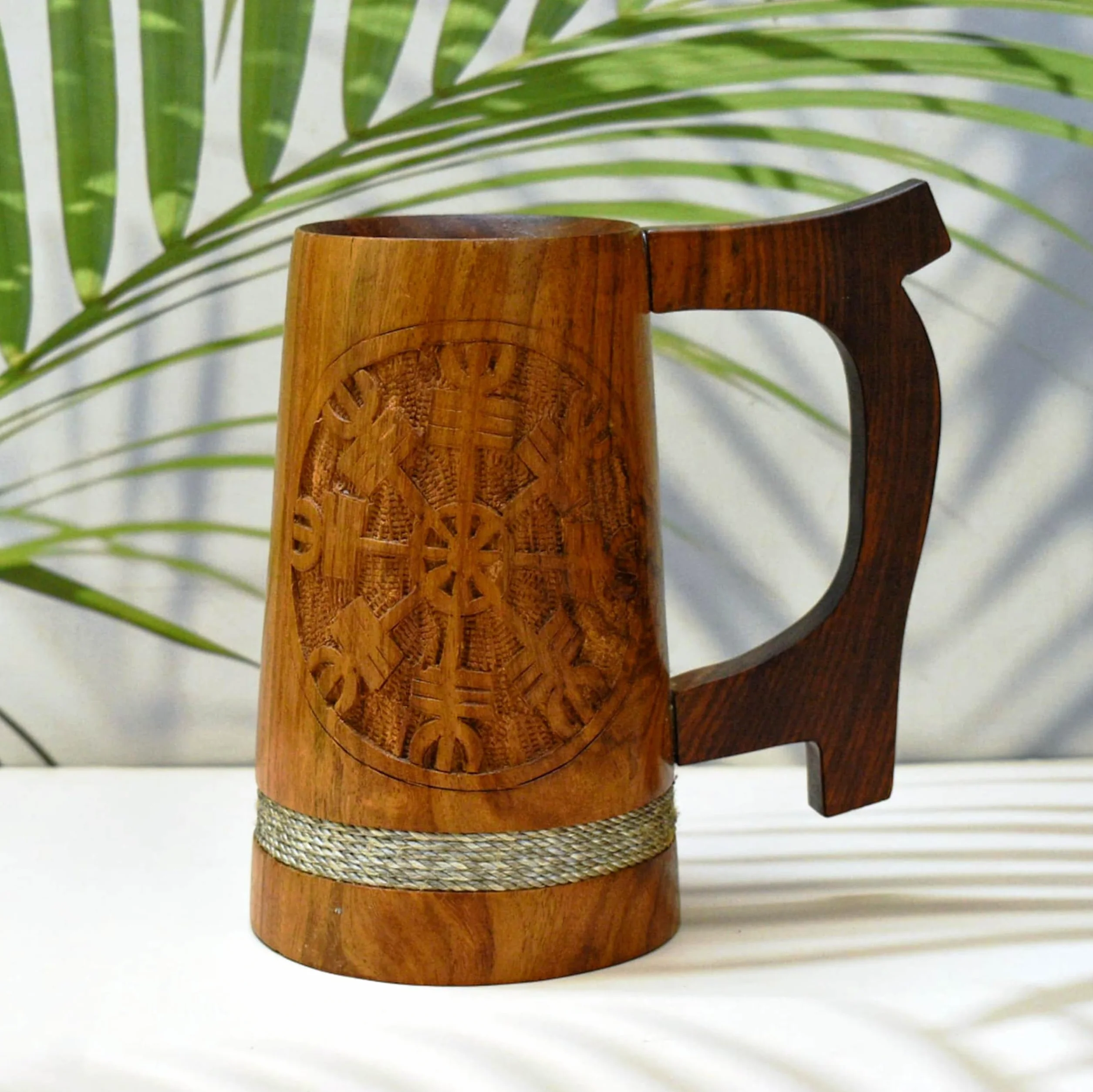 Lichtenberg Płonące drewniane kubki do piwa, ręcznie robiony kubek do piwa, kufel wikingów, prezent urodzinowy dla mężczyzny, drewniany kubek do piwa (Viking) - 590 ml