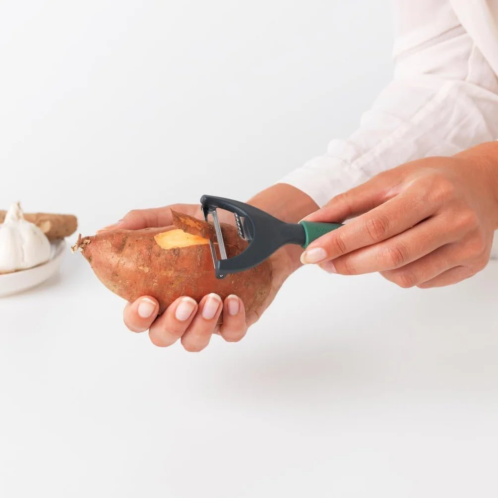 Brabantia Obieraczka Y plus zester, Tasty+ Fir Green