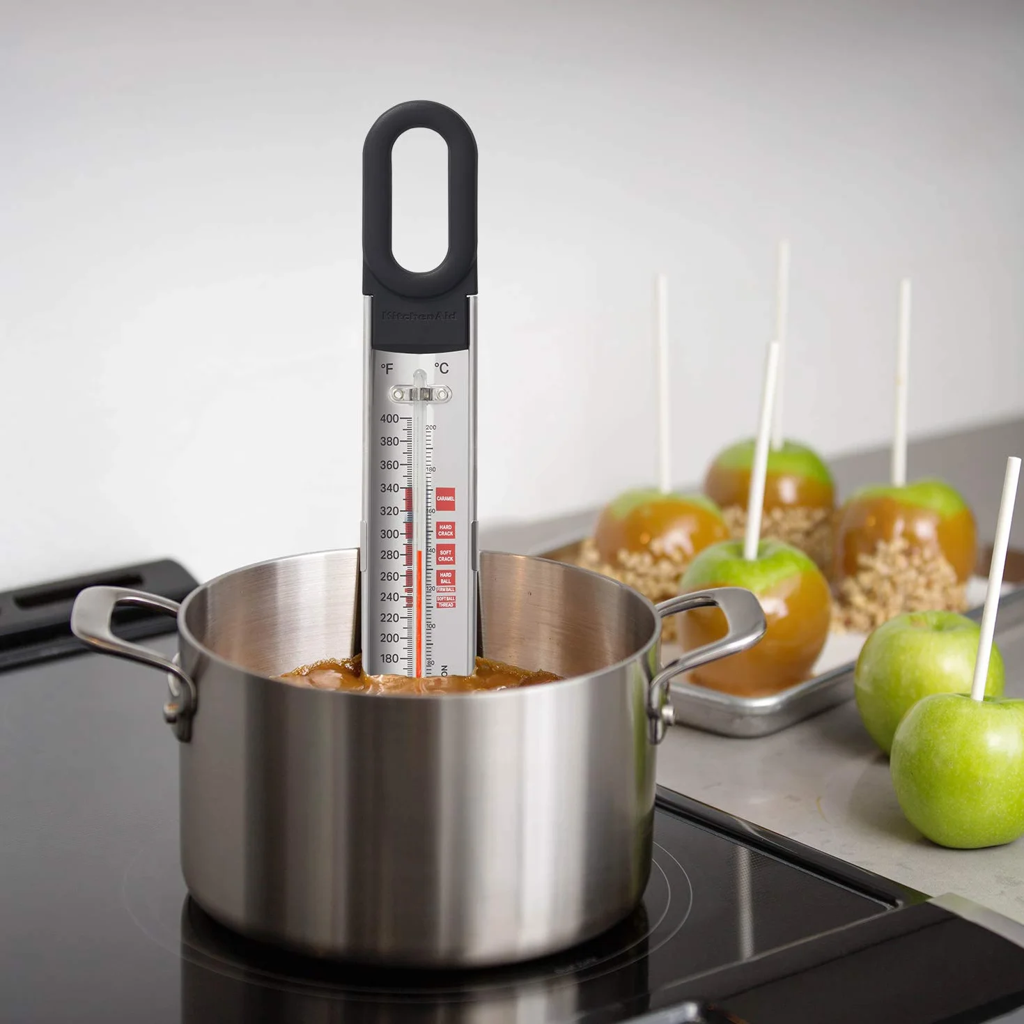 Termometr Kuchenny z Zawieszką KitchenAid, do Oleju, Cukru i Dżemu, Zakres: od 40°C do 200°C