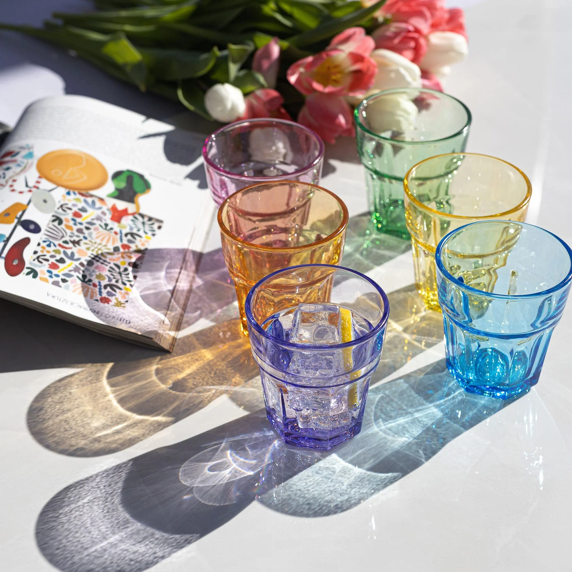 TREND FOR HOME Kolorowe Szklanki do Wody Soków Drinków Deserów 280 ml Zestaw 6 Szklanek do Napojów Komplet Tęczowych Szklanek, Gigi Rainbow Blast