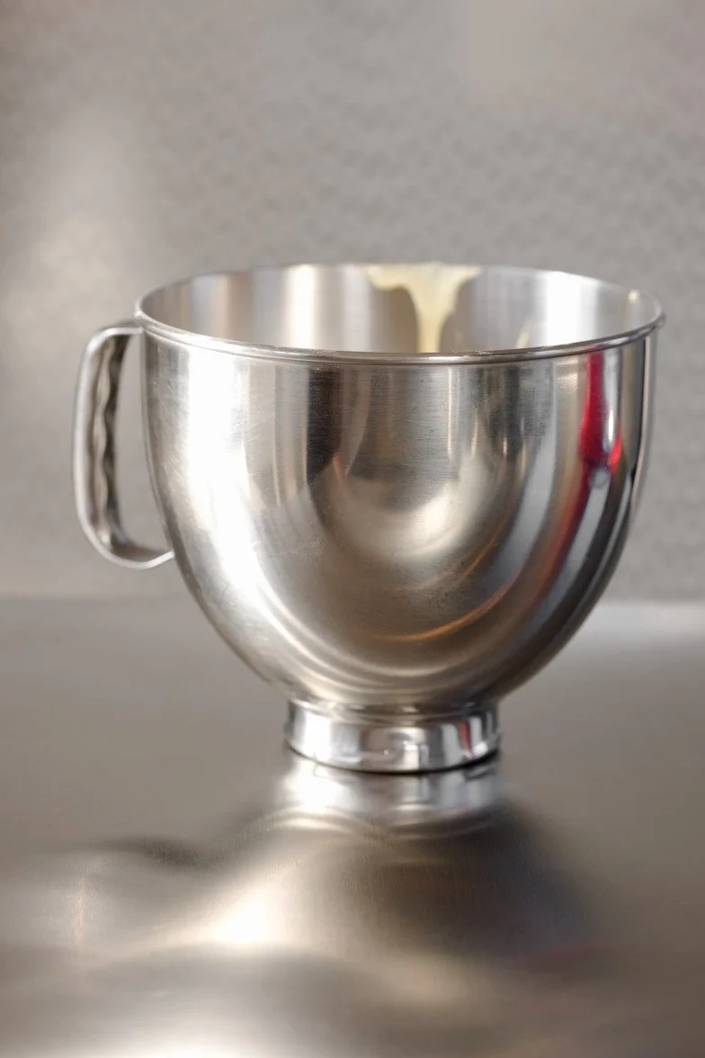 KitchenAid 5KSM95PSECU robot kuchenny (4,3 l, ochrona przed pryskaniem, 275 W, mieszadło płaskie, hak do zagniatania i trzepaczka), srebrny