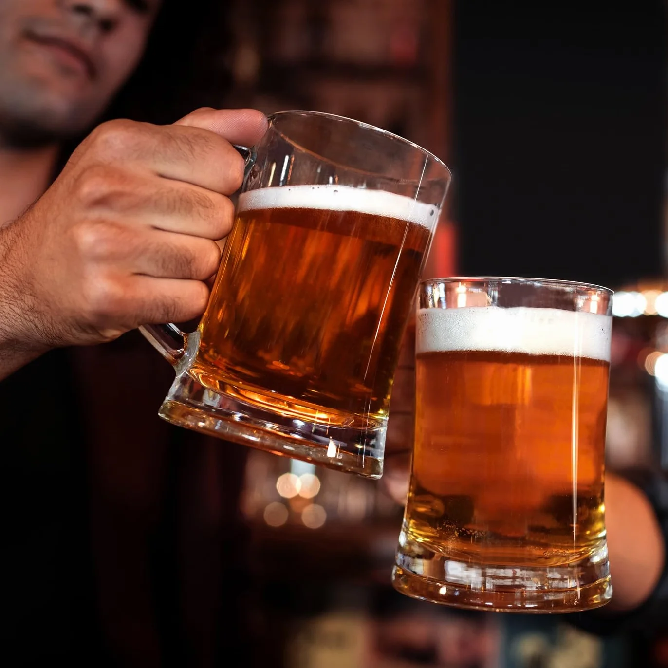 Maverton Kufel do Piwa 500 ml – Szklany Kufel z Uchem, Idealny Prezent dla Taty, Dziadka, i Piwoszy – Prezent Na Urodziny, Święta i Dzień Ojca