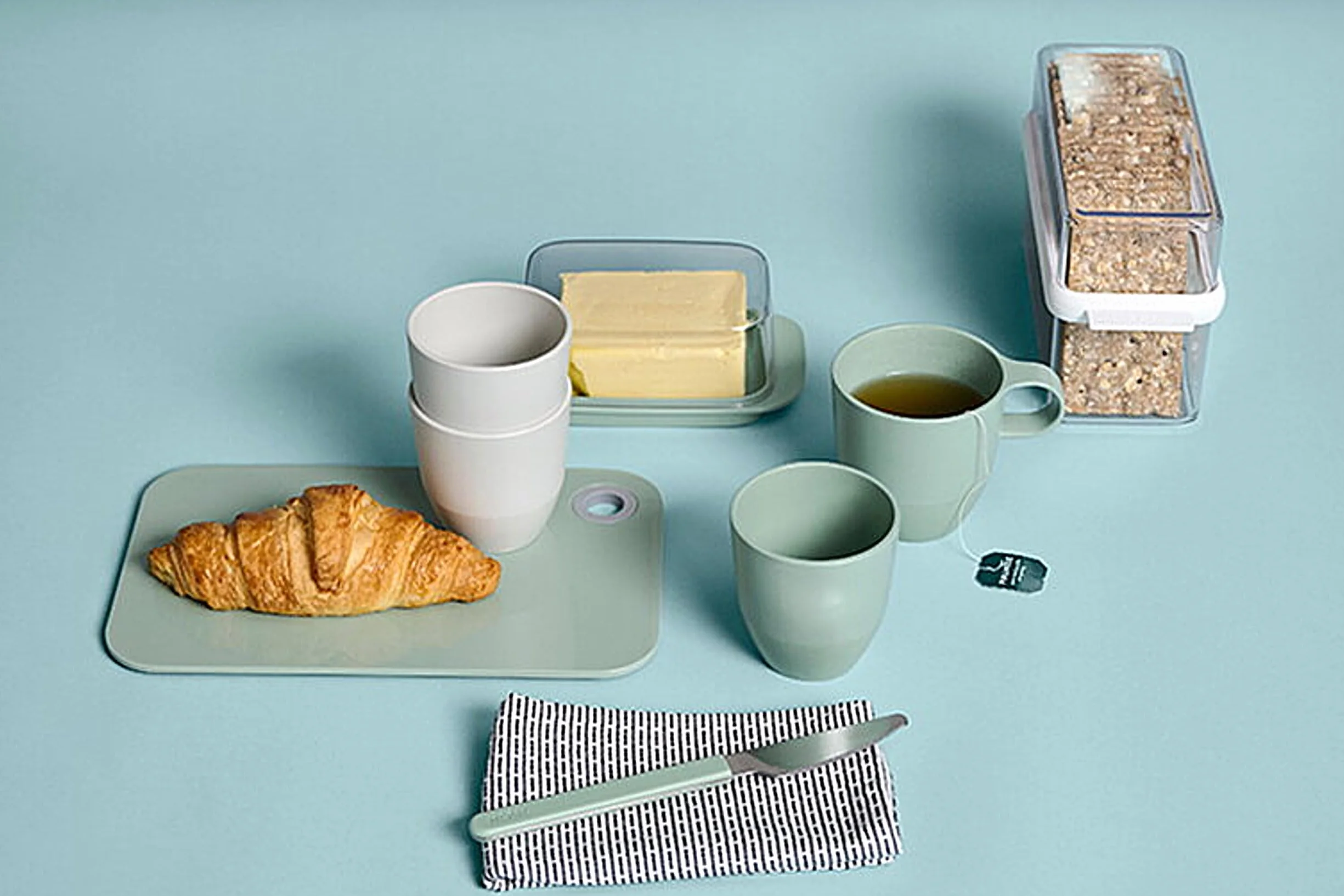 Mepal Pojemnik do Przechowywania Krakersów i Chleba Chrupkiego Stora, Szczelne Pudełko na Krakersy, do Przechowywania Paczek Chrupkiego Chleba, 1600 Ml, Białe