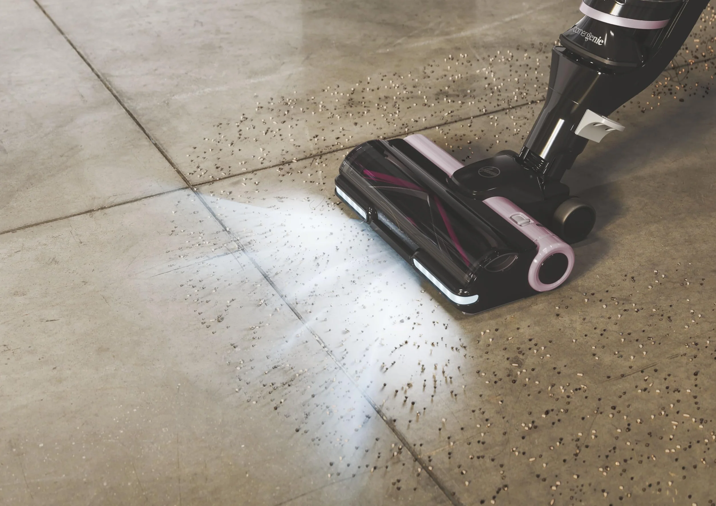 HOOVER HFX odkurzacz akumulatorowy bezprzewodowy z dyszą do sierści zwierzęcej LED CORNER GENIE™ ANTI-TWIST