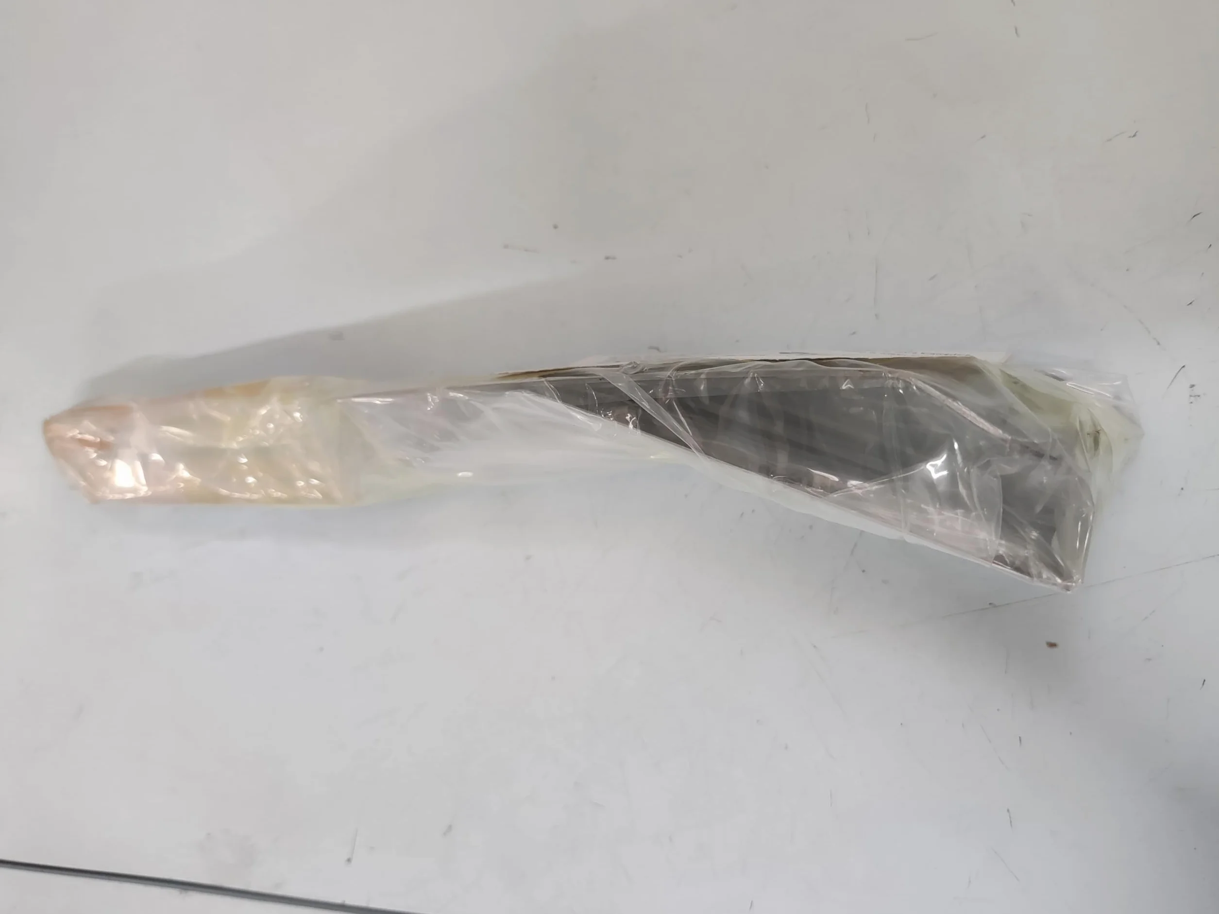Łopatka ze stali nierdzewnej 30 cm do ryb z drewnianym uchwytem i haczykami