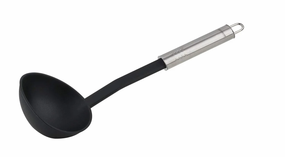 Fackelmann chochla 30 cm, owalna, praktyczna łyżka do zupy z tworzywa sztucznego z ergonomicznym uchwytem ze stali nierdzewnej, pomocnik kuchenny do gotowania (kolor: srebrny/czarny), ilość: 1 sztuka