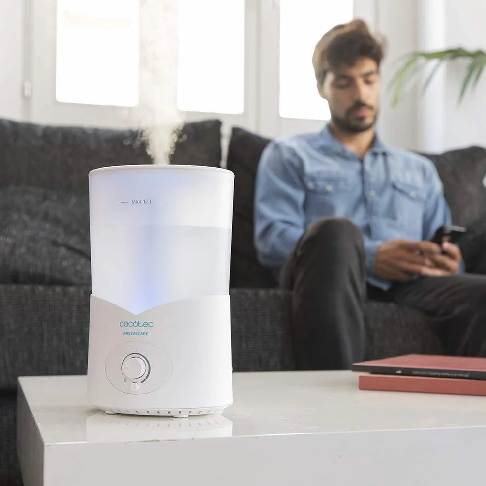 Cecotec BreezeCare 2000 Light nawilżacz powietrza 25 W, nawilżacz powietrza 200 ml/h, zbiornik 1,2 litra, wyjście pary 360°, ręczne sterowanie, światło LED, zasięg do 30 m2