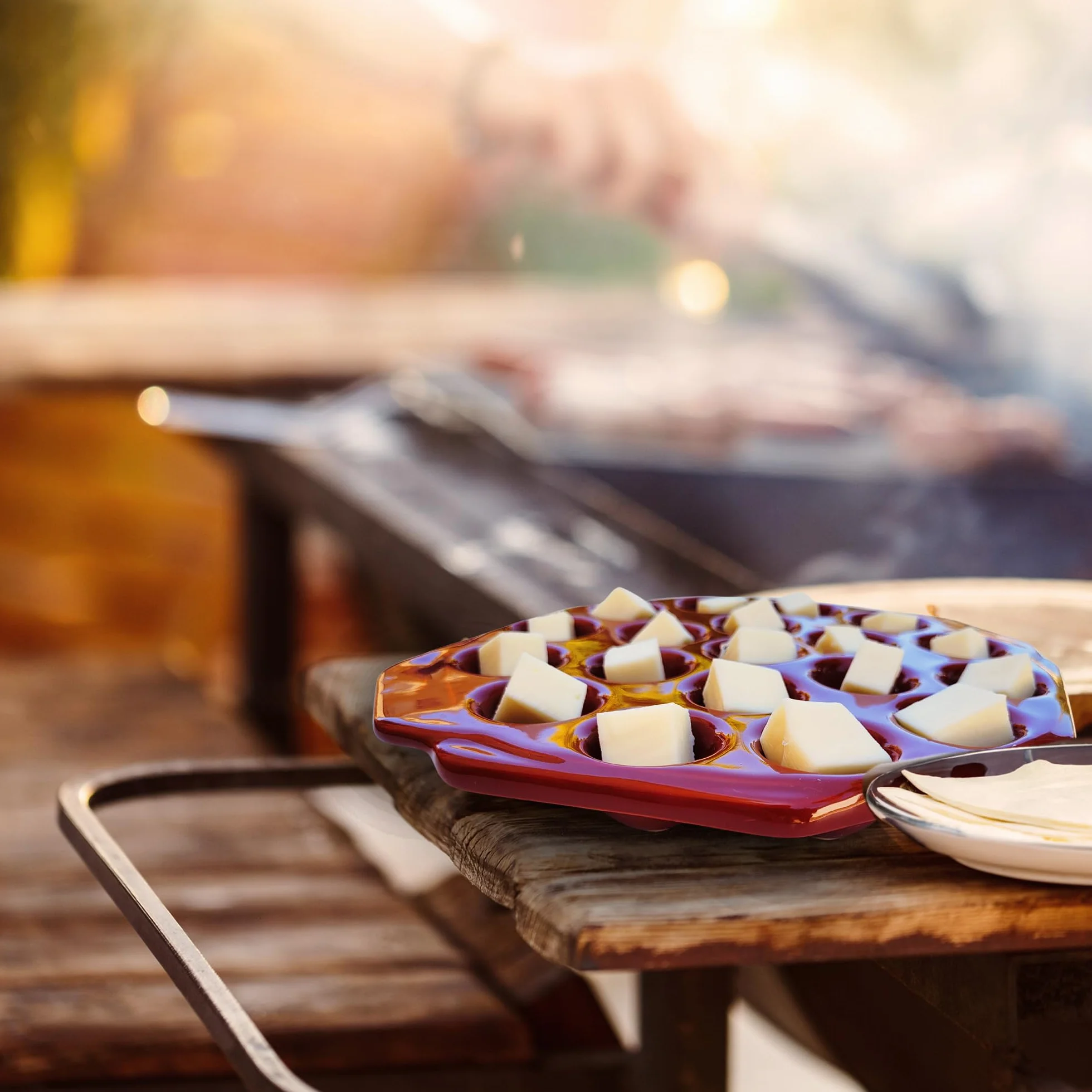 Provolonera Ser Provolone 19-wnękowa ceramiczna terakota provolonette grill kuchenka mikrofalowa topiony ser ślimaki towarzyszyć pieczeniu, grill, grill, posiekane jedzenie lub kolacja.