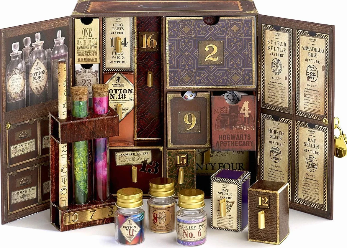 The Carat Shop - Official Harry Potter Potions Advent Calendar - 24 Jewellery & Accessory Gifts - Harry Poter Gifts - Harry Potter Merchandise