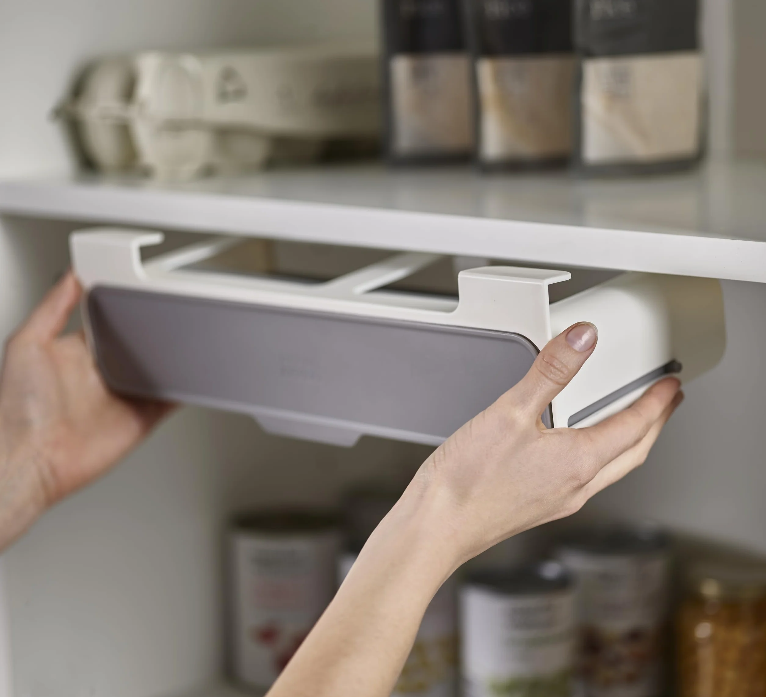 Joseph Joseph CupboardStore in cupboard, kuchenny stojak na przyprawy pod półką, organizer Grey