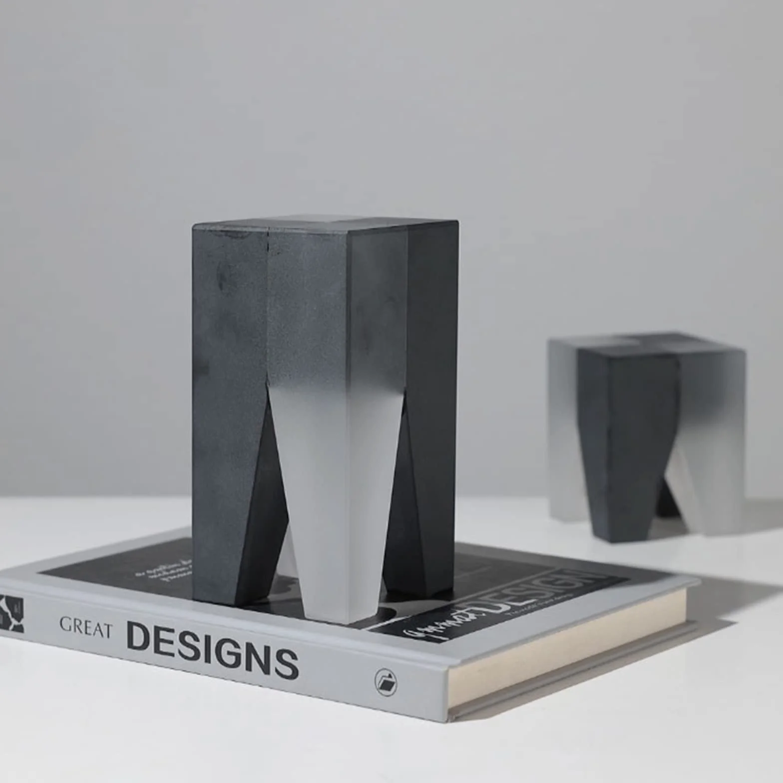 Książka się kończy Geometryczne Bookends Salon Dekoracyjne Nowoczesne kreatywne kryształowe Patchwork Study Chłodziarka do wina Ozdoby na biurko