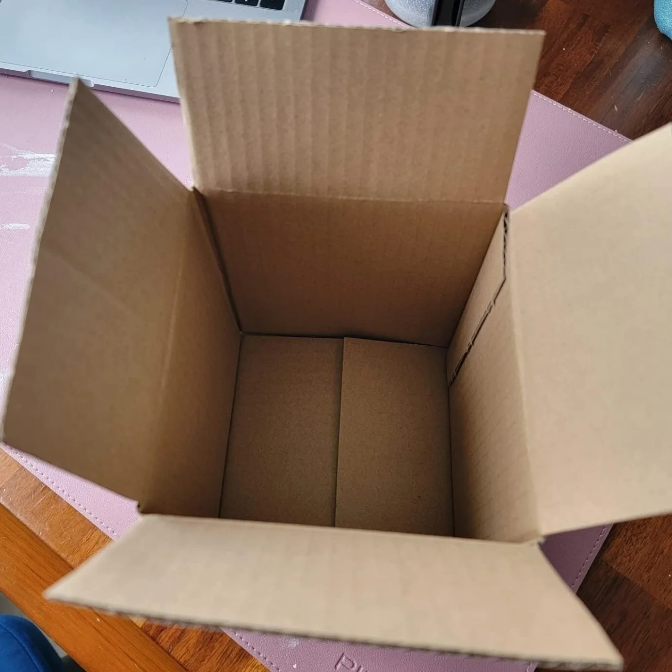 Kartony wysyłkowe Pudełka wysyłkowe Białe pudełka, opakowania do przechowywania Wysyłka Pudełka do przeprowadzek, 5 szt(30 * 30 * 30cm)