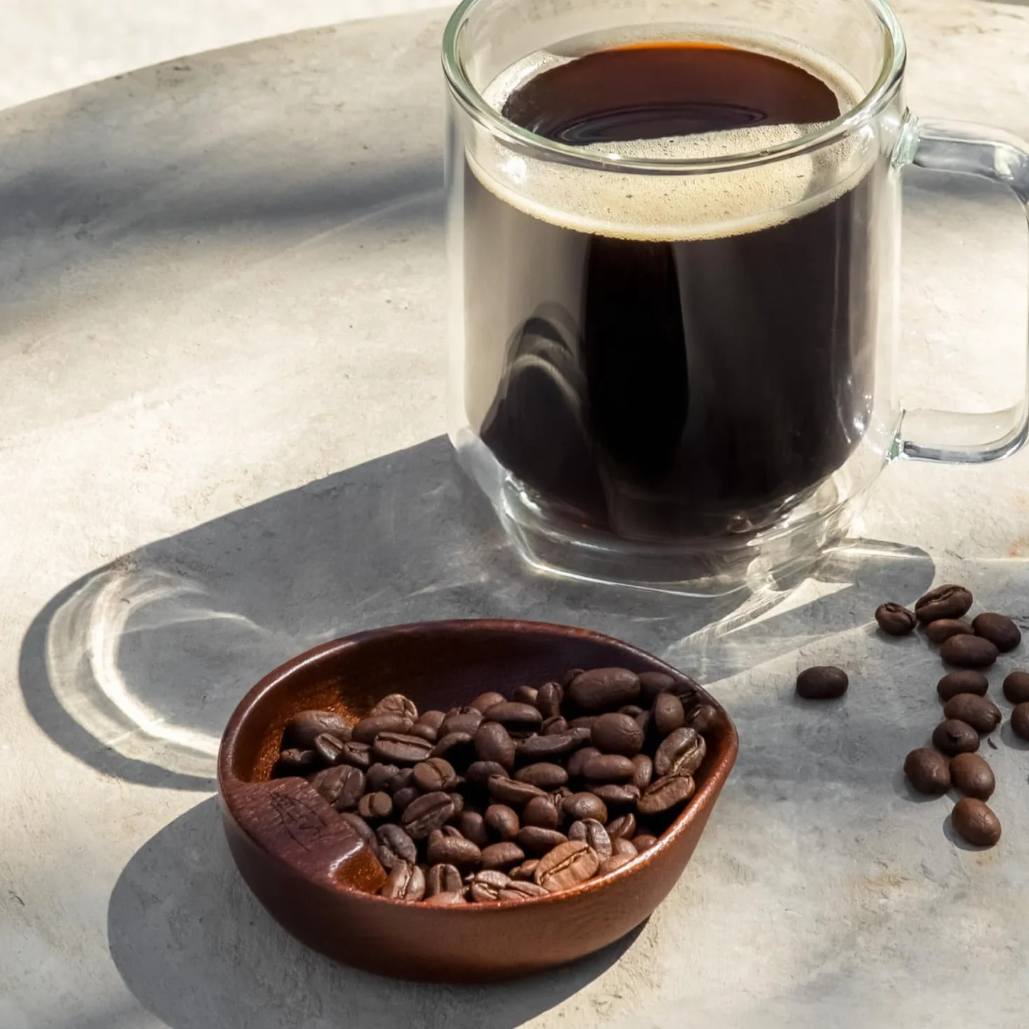 AeroPress Double Wall Glass Coffee Mug Szklanki z Podwójnymi Ściankami z Borokrzemowego Szkła. Przezroczyste Kubki z Uchwytami, Szeroką Podstawą, Grubym Szkłem – zaprojektowane do parzenia z AeroPress