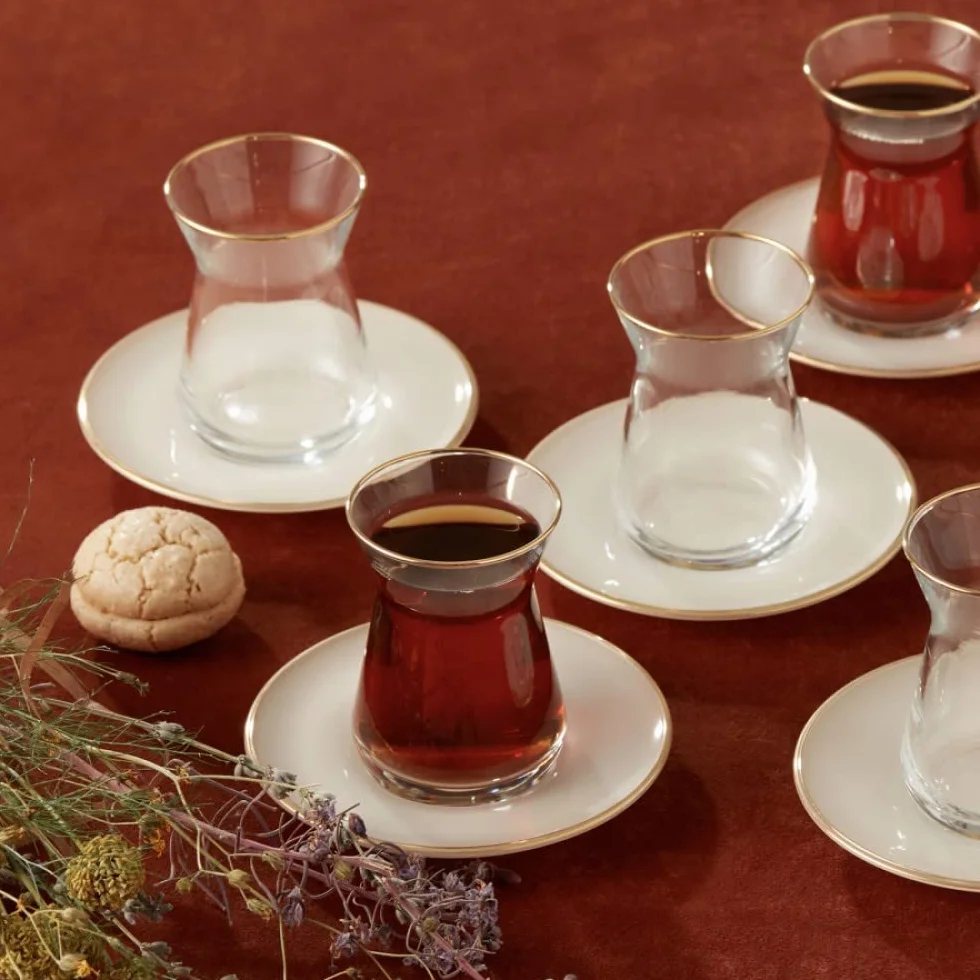 Karaca Retro beżowy zestaw do herbaty dla 6 osób, 6 x tureckie szklanki do herbaty ze spodkiem, Cay Bardagi Seti, turecka herbata, szkło, Cay Seti, talerz do herbaty, herbata